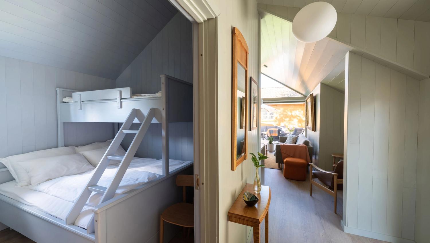 Lauritz Lodge has spacious bedrooms