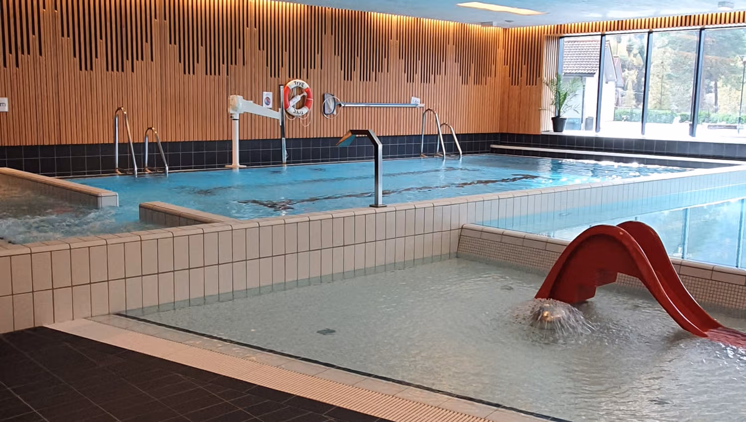 Wellness pool at Tonstadbadet