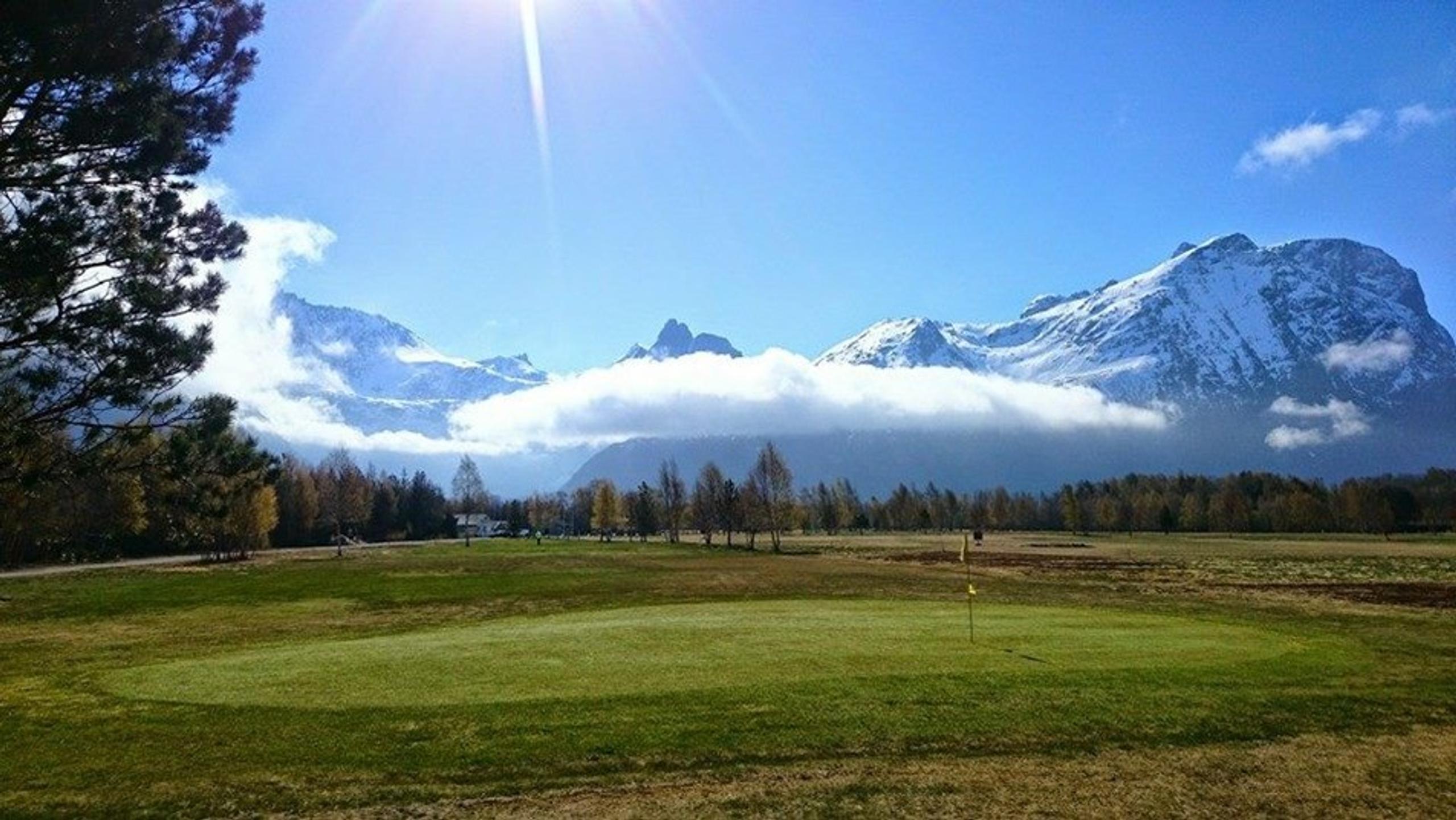 Golfplatz Åndalsnes