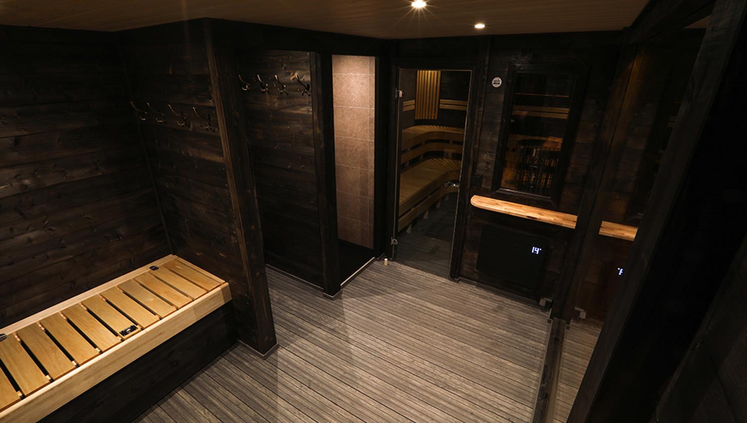 living room on the sauna boat Melvin in Porsgrunn