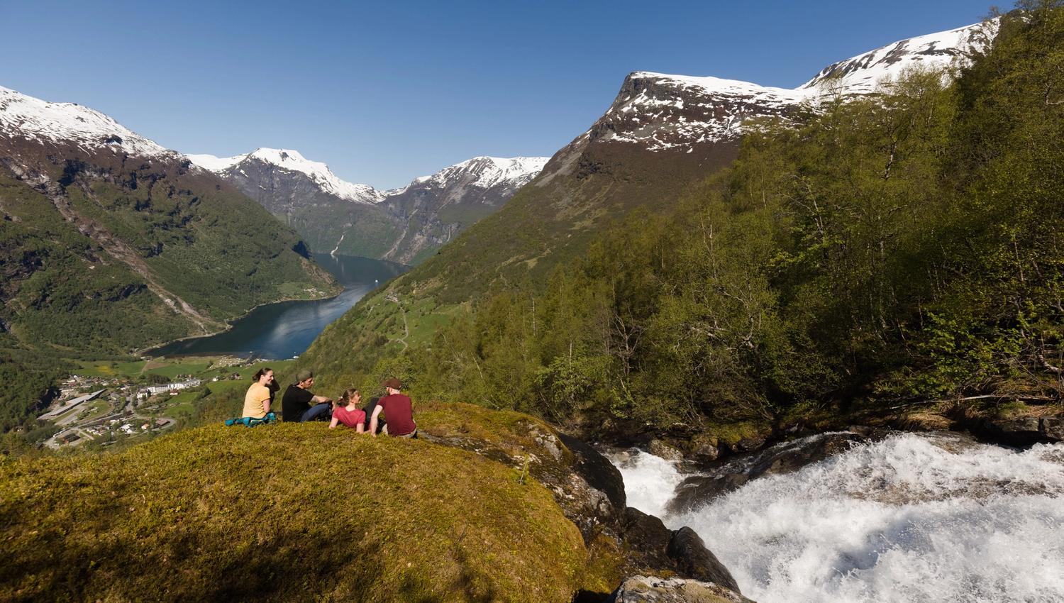Einwandfreier Blick auf den Geirangerfjord
