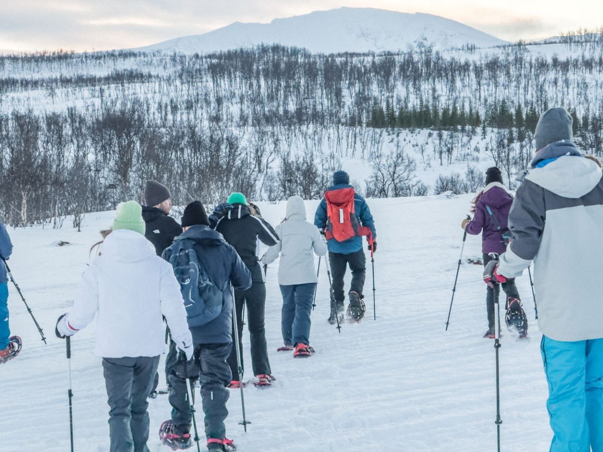 Guests on a snowshoe tour