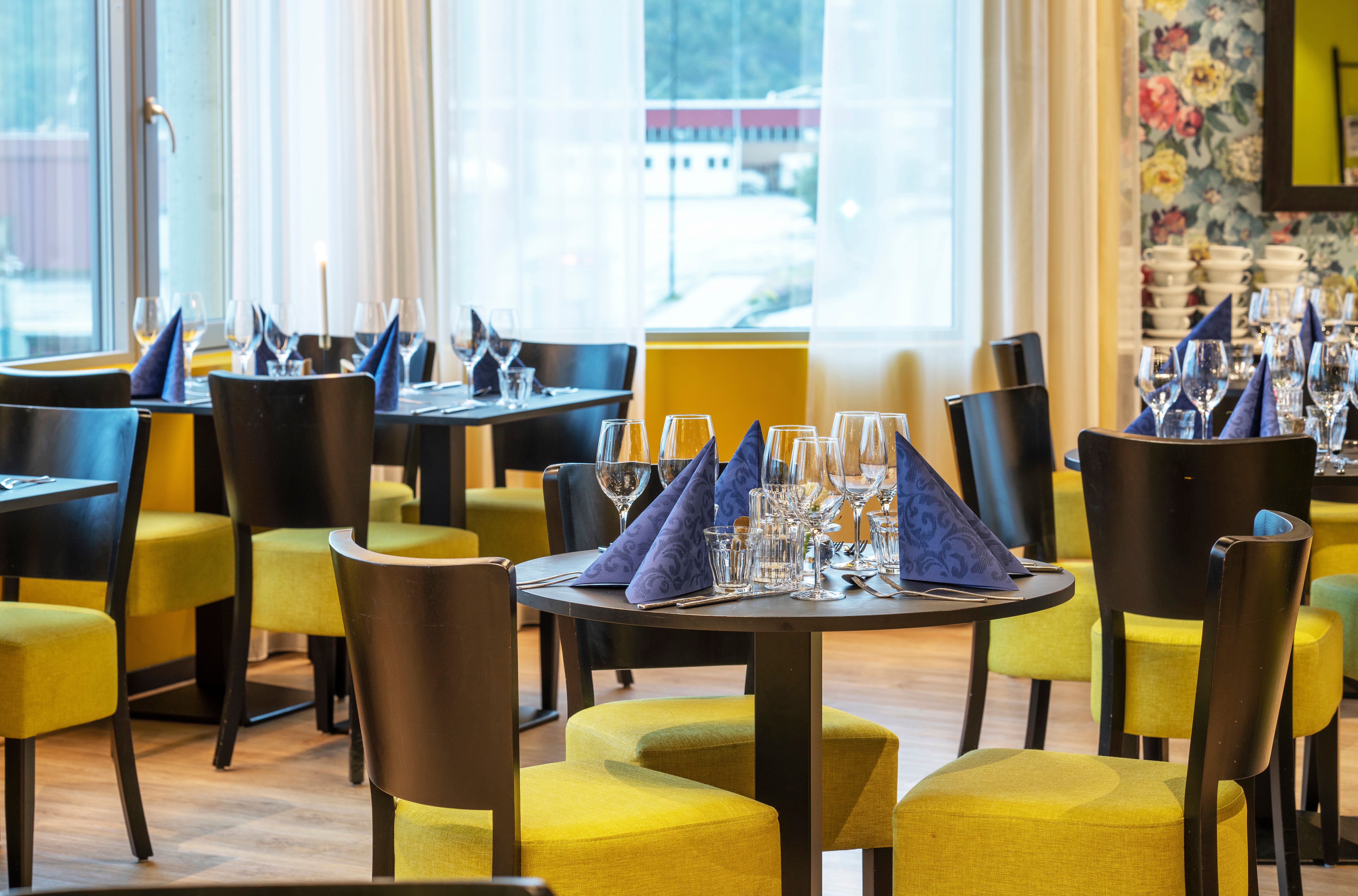 23760_Thon-Hotel-Harstad-Spiseriet-03liten