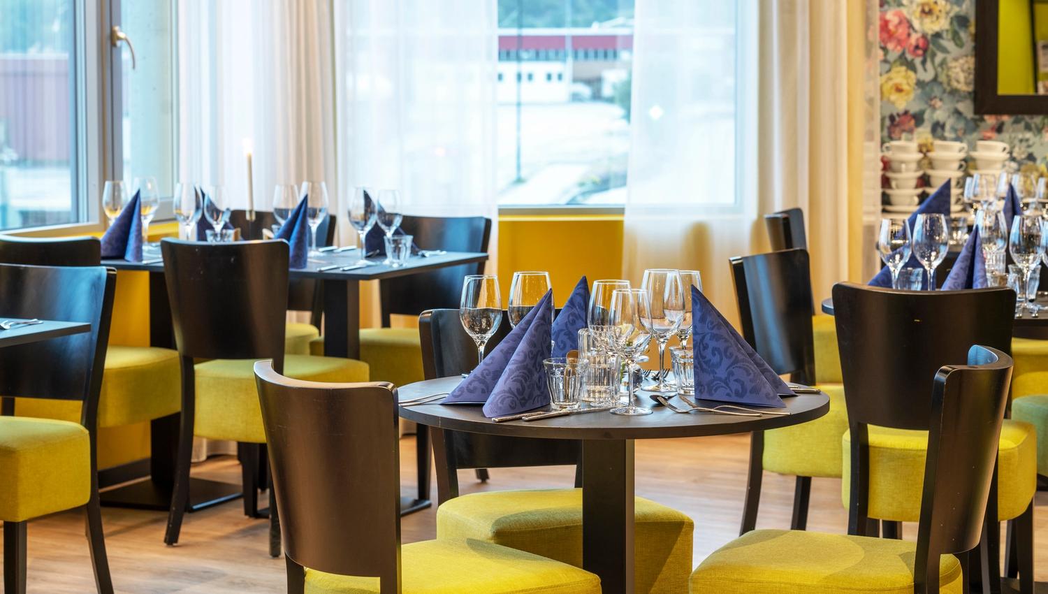 23760_Thon-Hotel-Harstad-Spiseriet-03liten