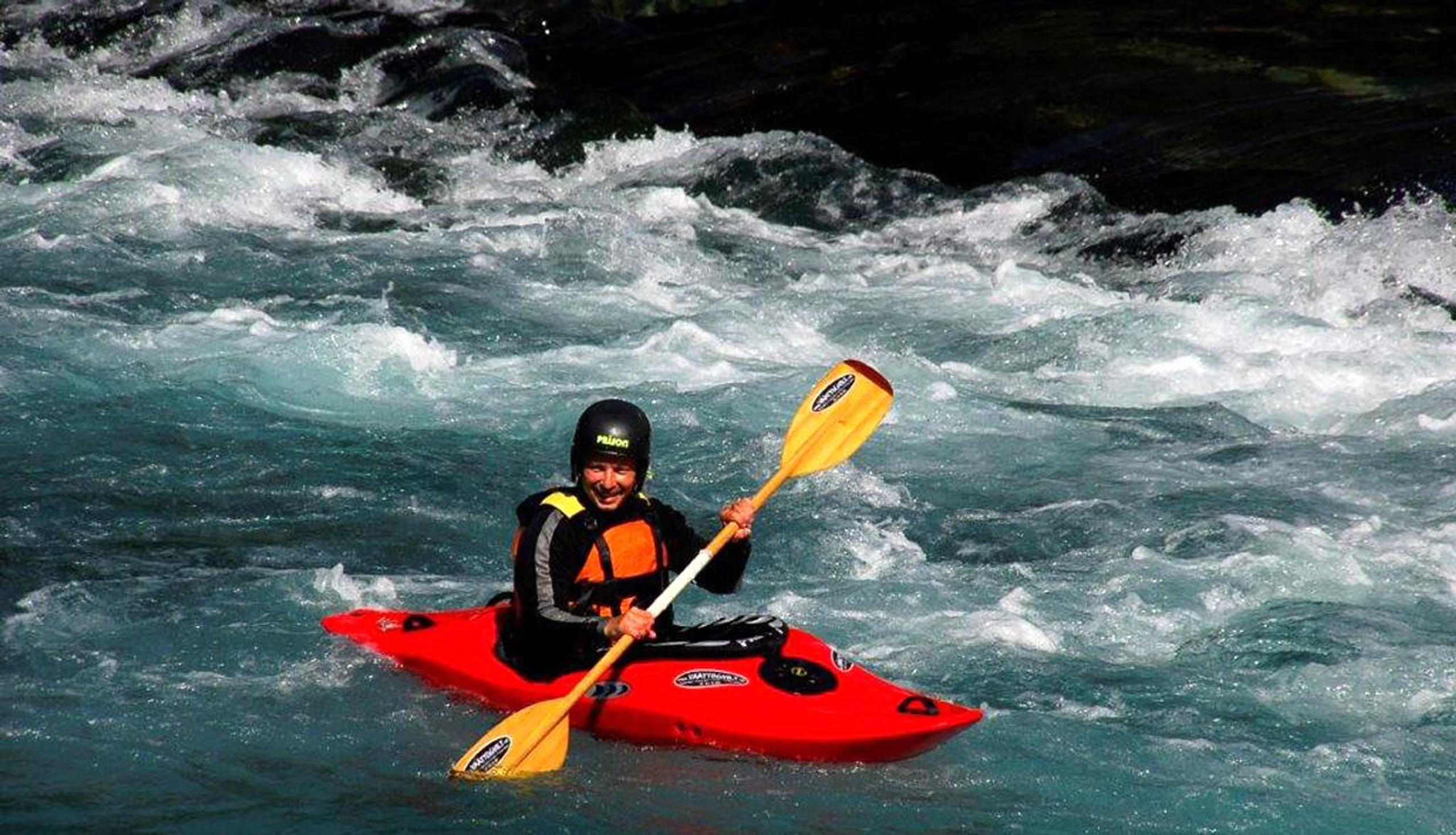 River kayaking course for beginners, 2 days, Voss - Vått og vilt