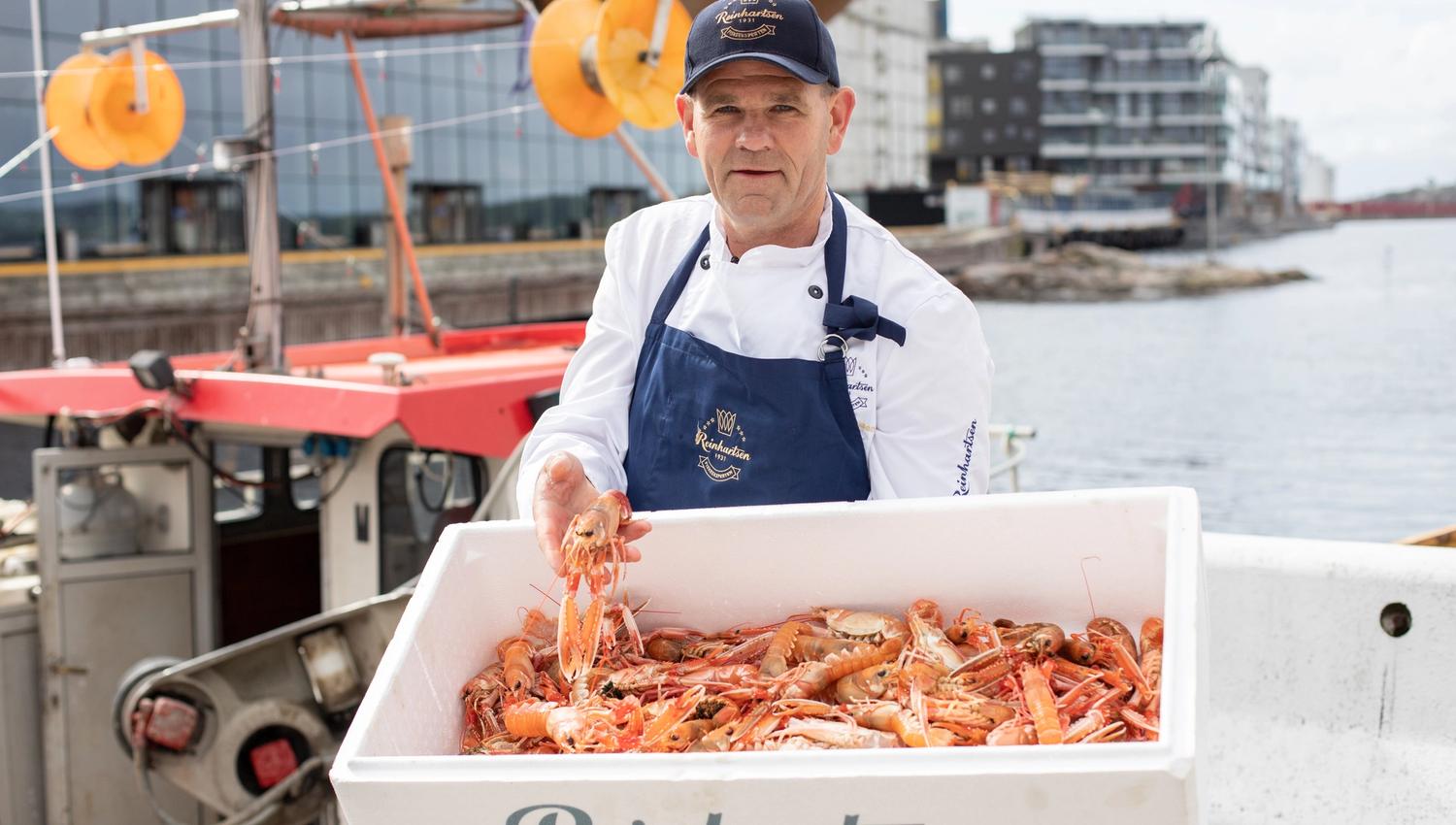 Reidar hos Reinhartsen på Fiskebrygga i Kristiansand