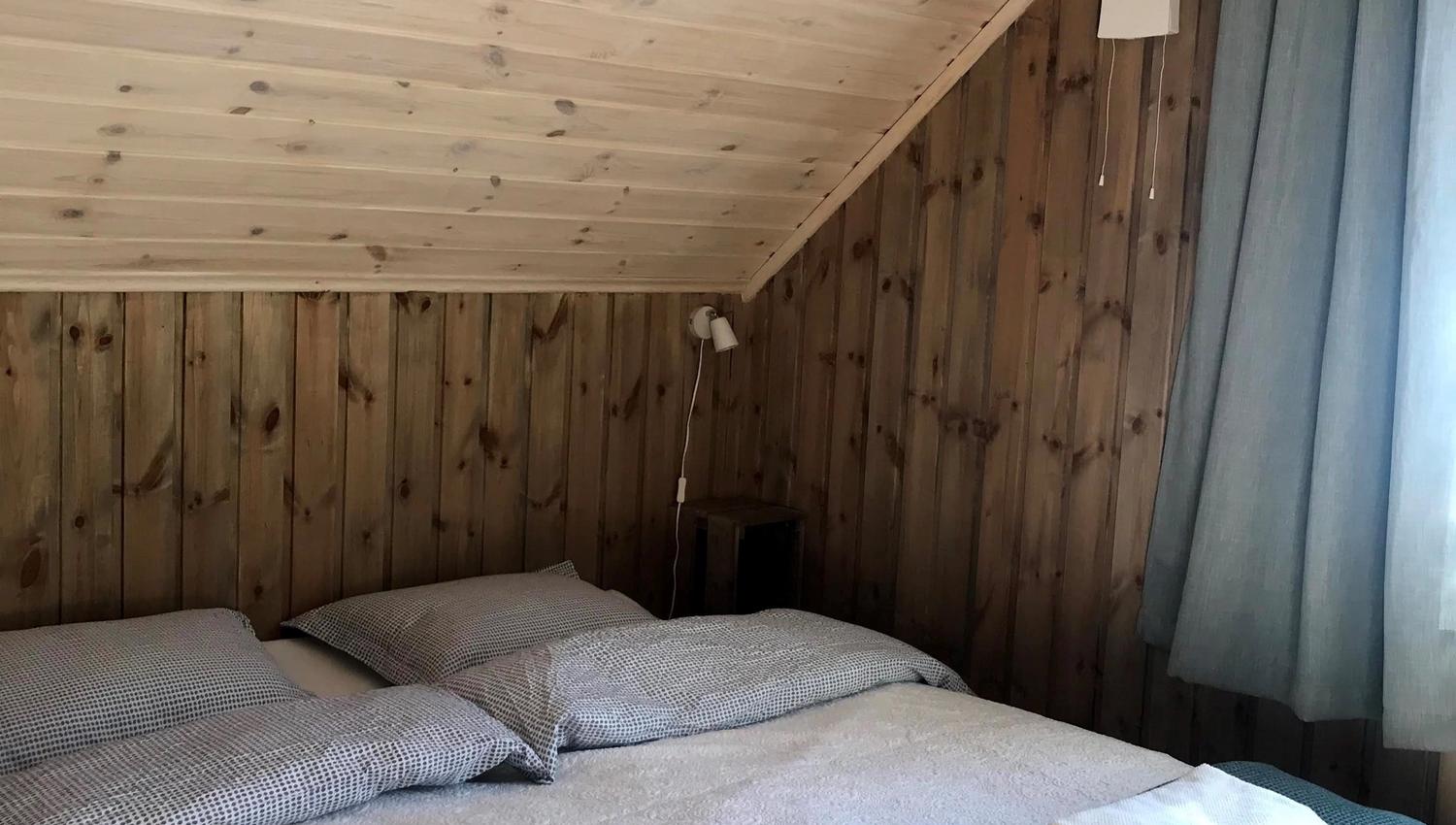 Double bed