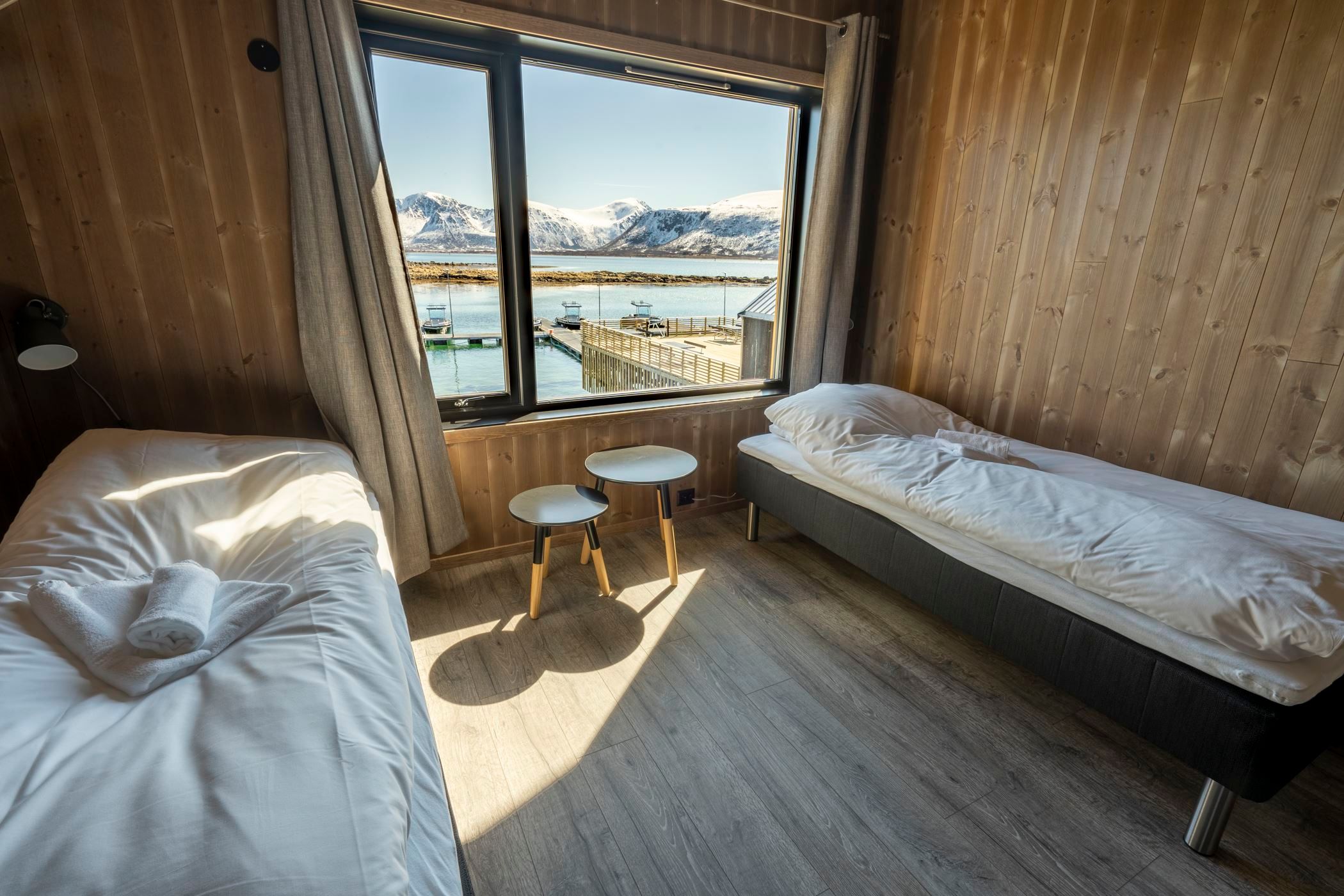 Risøyhamn Sjøhus bedroom