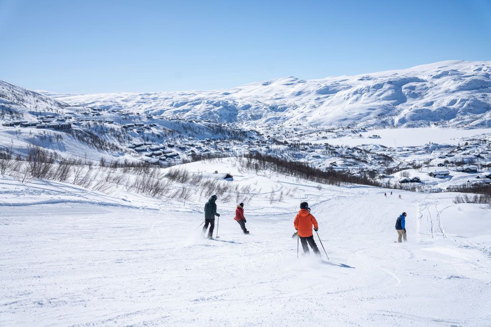 Vinje_vinter_alpinbakke-på-Haukelifjell-skisenter_1000x667