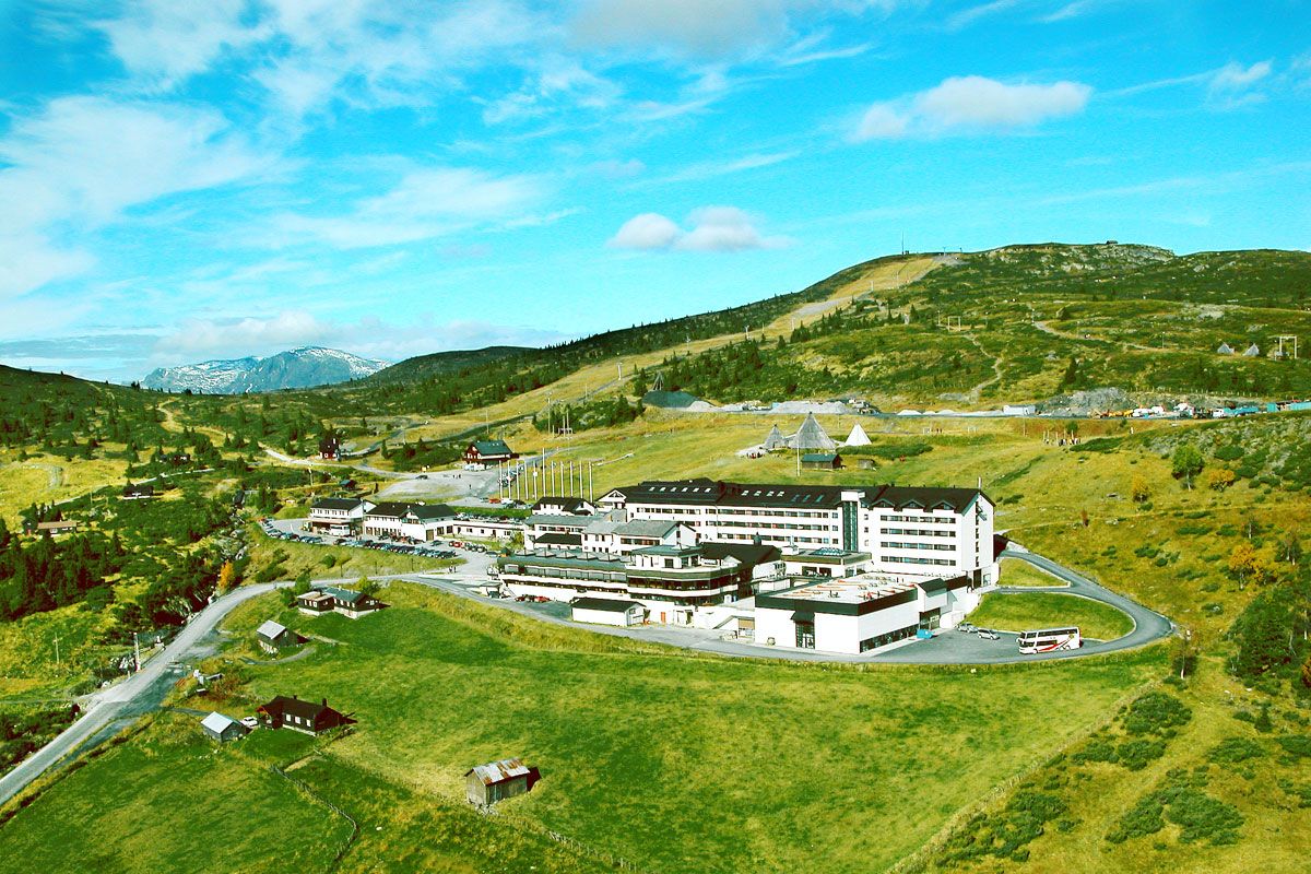 Storefjell Resort Hotel på Golsfjellet, midt mellom Hallingdal og Valdres.