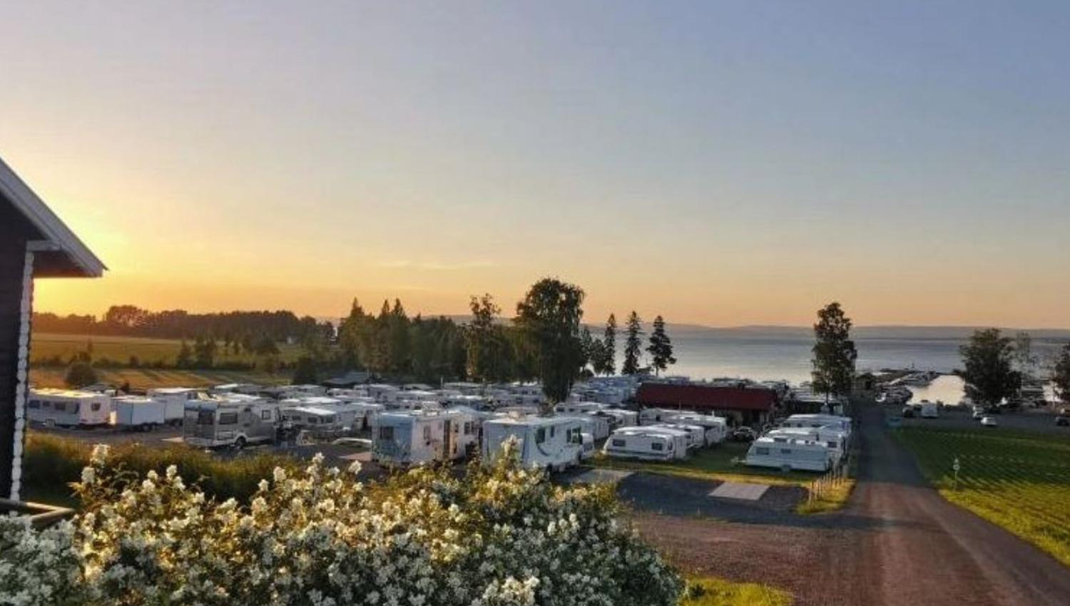 Camping i Evjua Strandpark