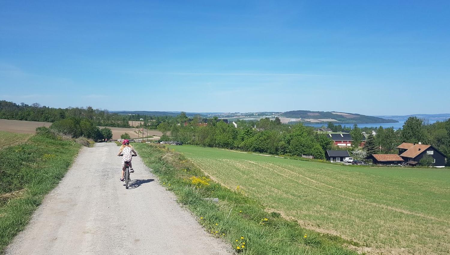 Sykkeltur nær Evjua Strandpark