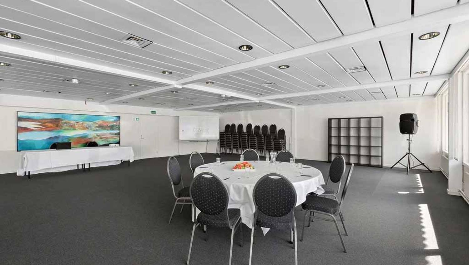 Facilities for courses and conferences.