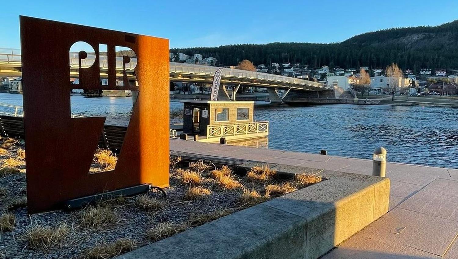 Ælvebadstua ved PIR7