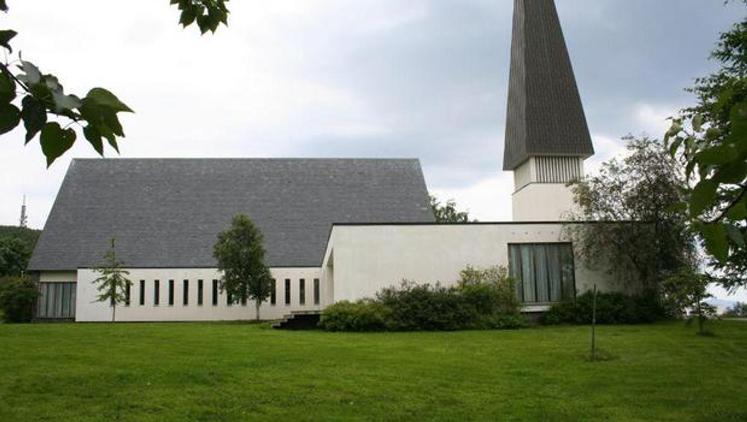 Harstad-kirke.JPG_large