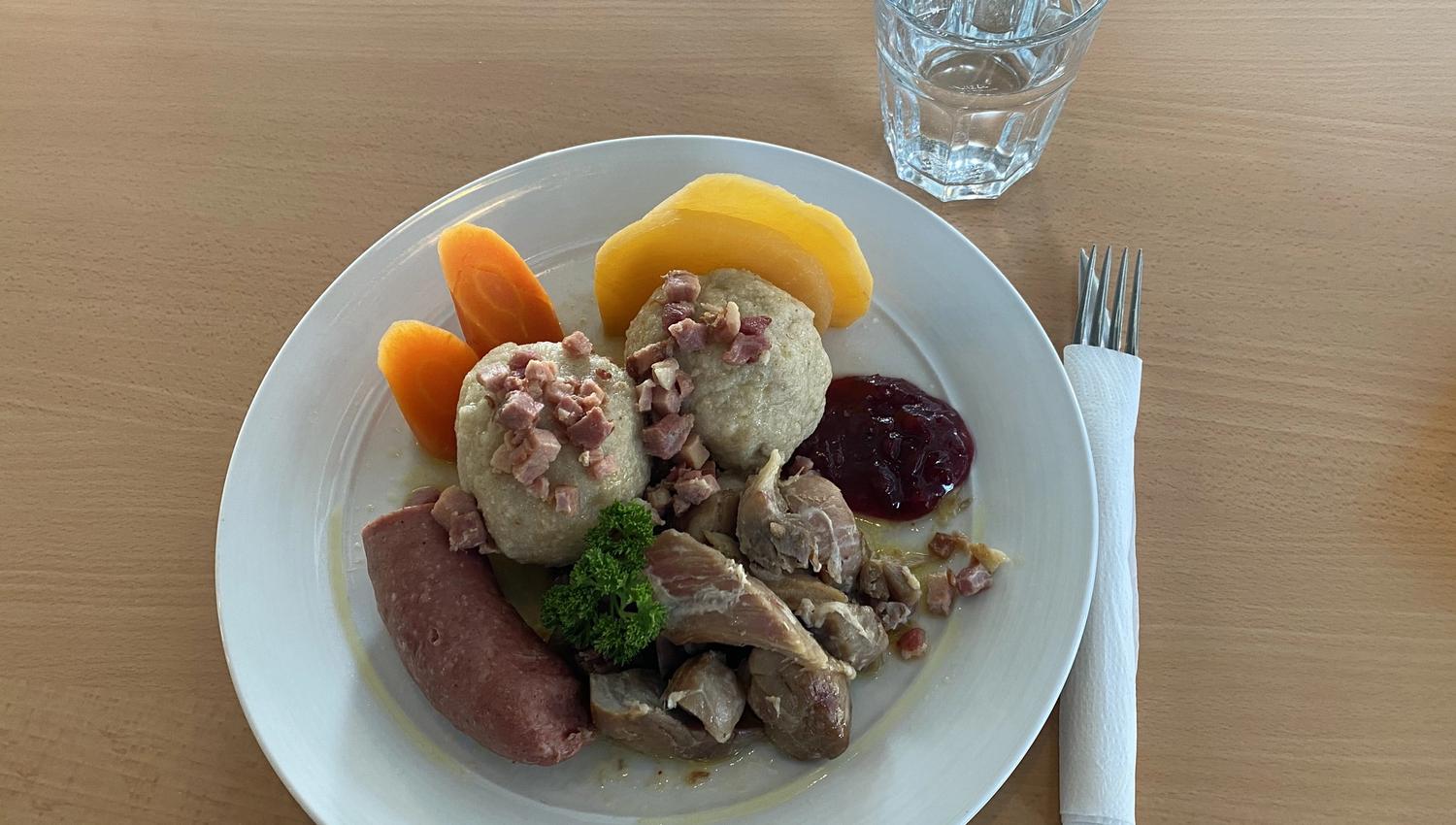 "Raspeballer" at Dalegarden outlet & cafe