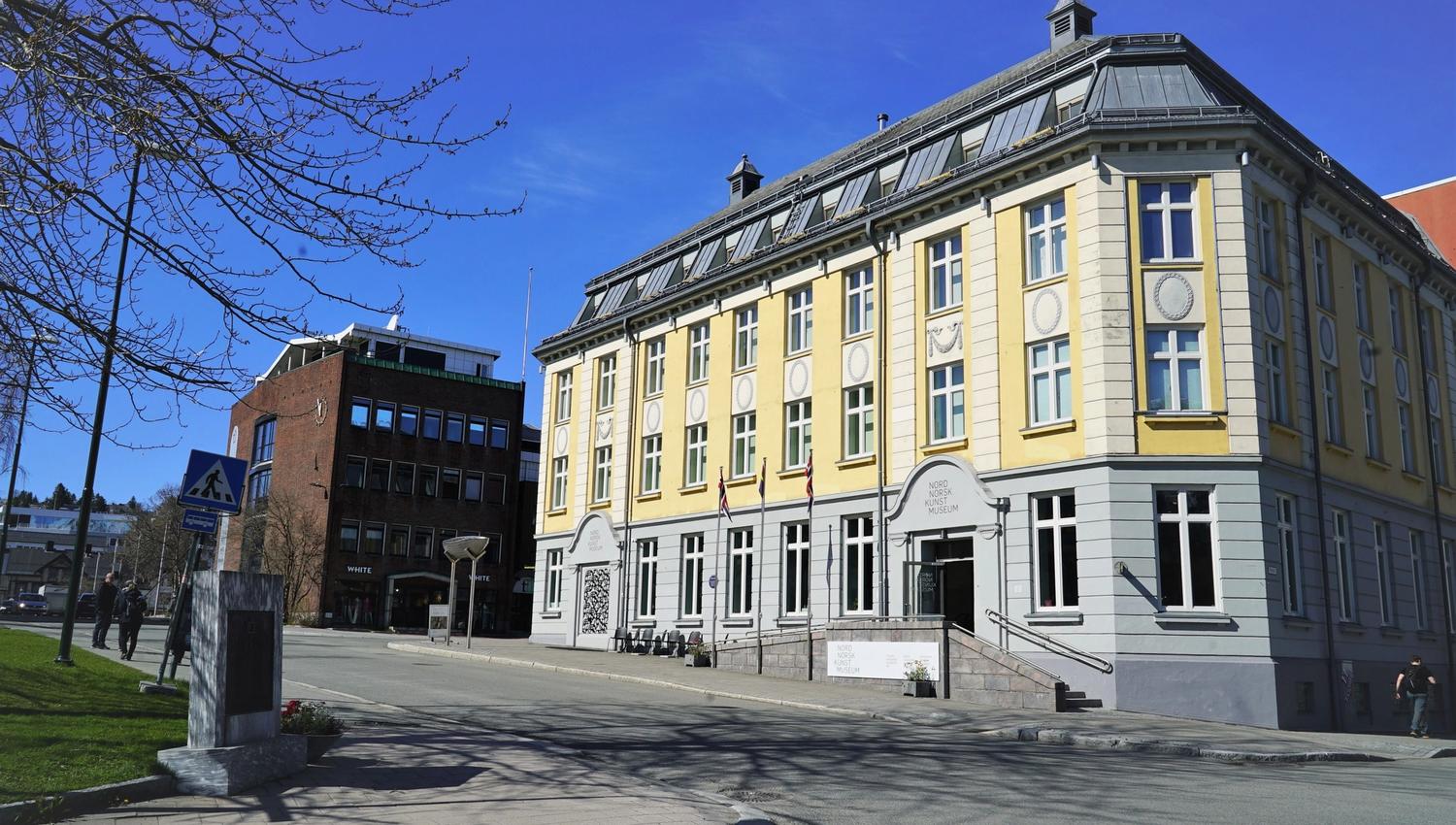 View of the building from the outside
