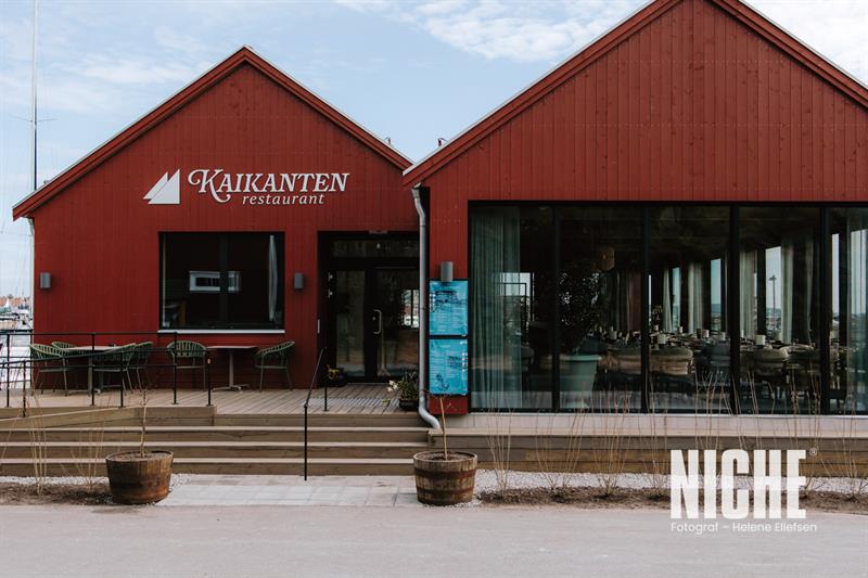Entrance to Kaikanten restaurant Stavern