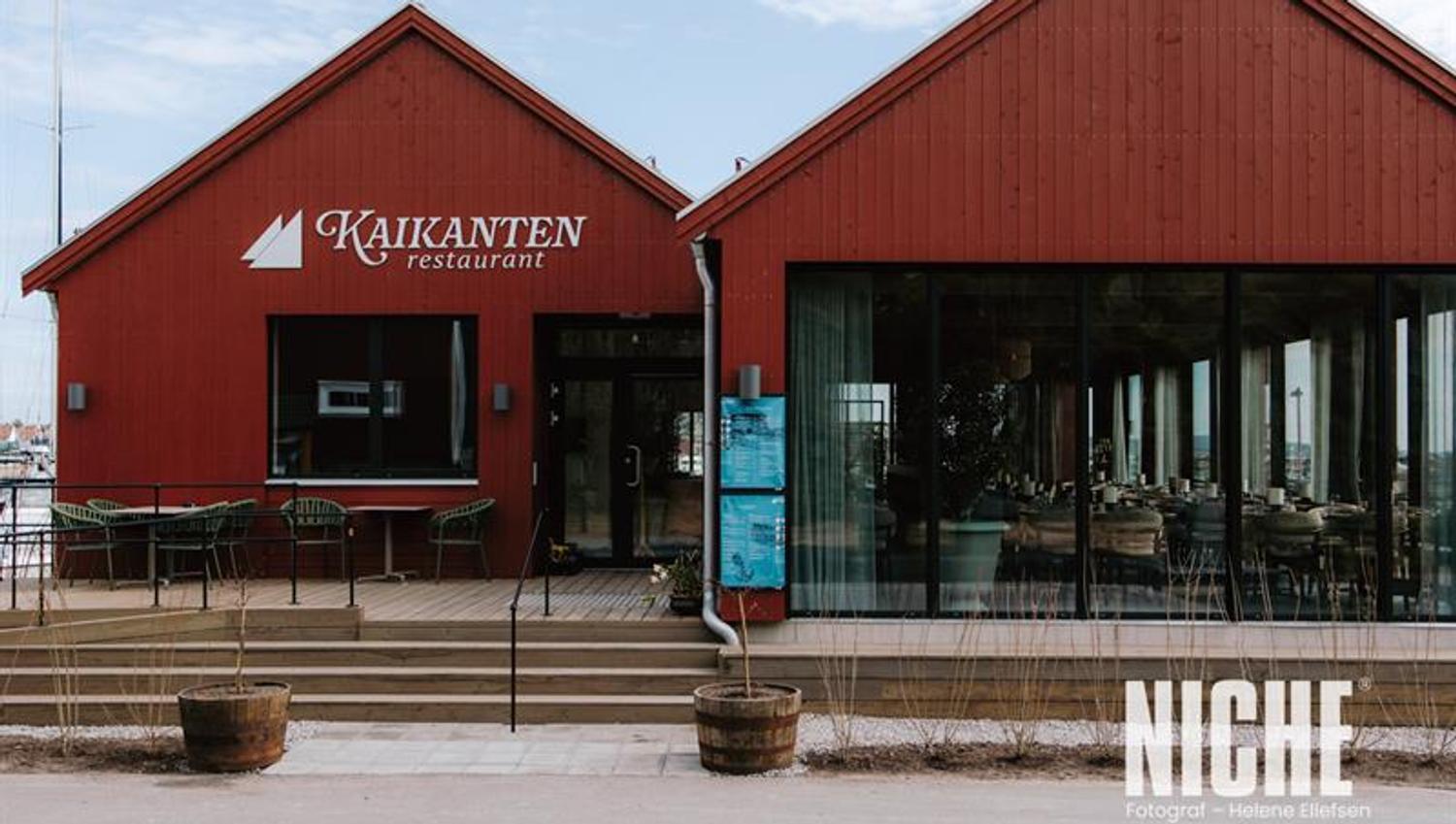 Entrance to Kaikanten restaurant Stavern