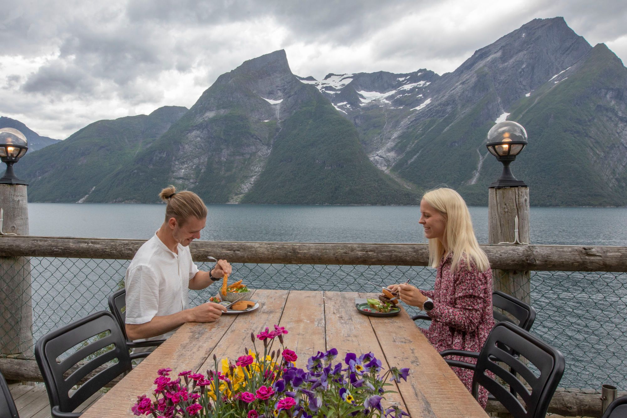 Enjoy a good meal with local food at the restaurant