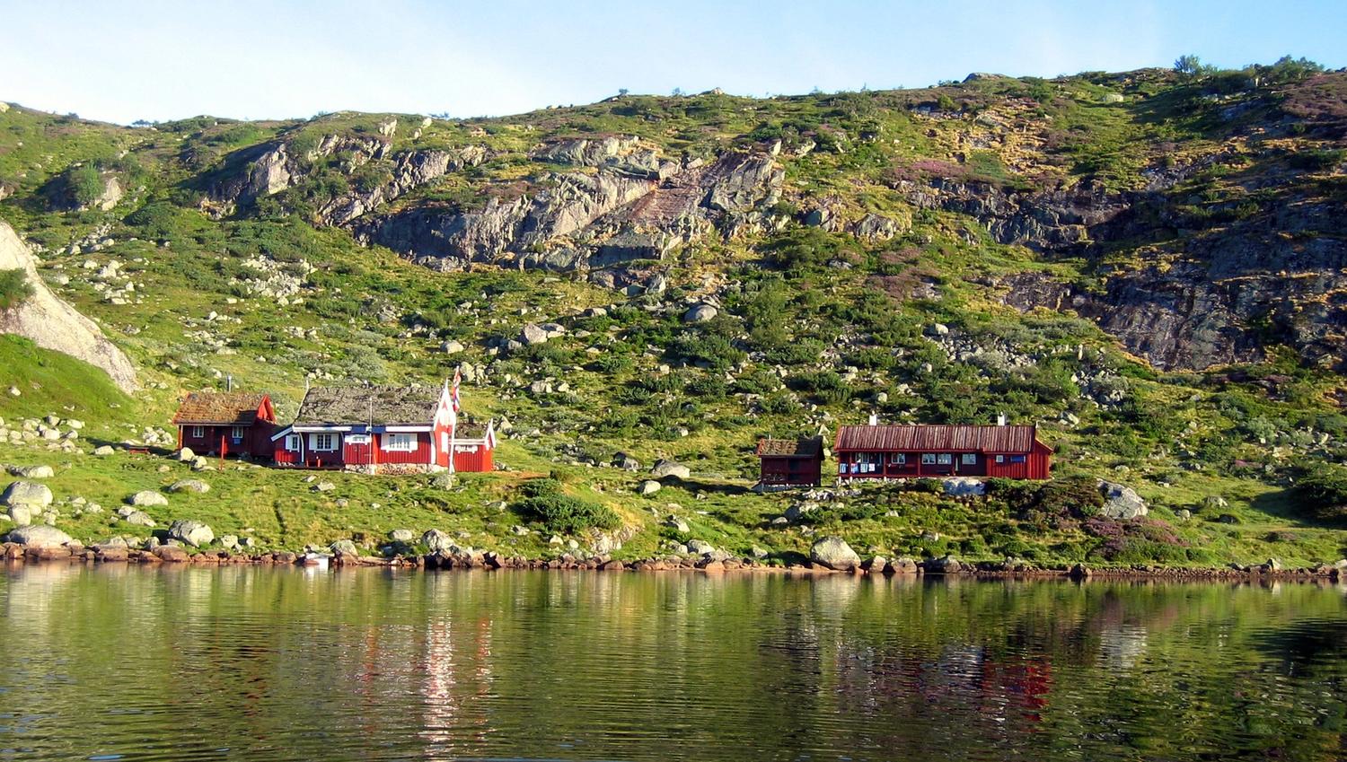 Gaukhei sommer sett fra gaukheivann