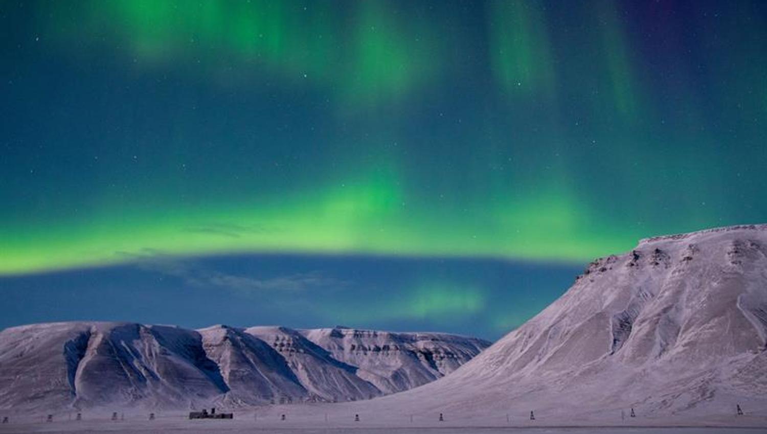Nordlys over atventdalen