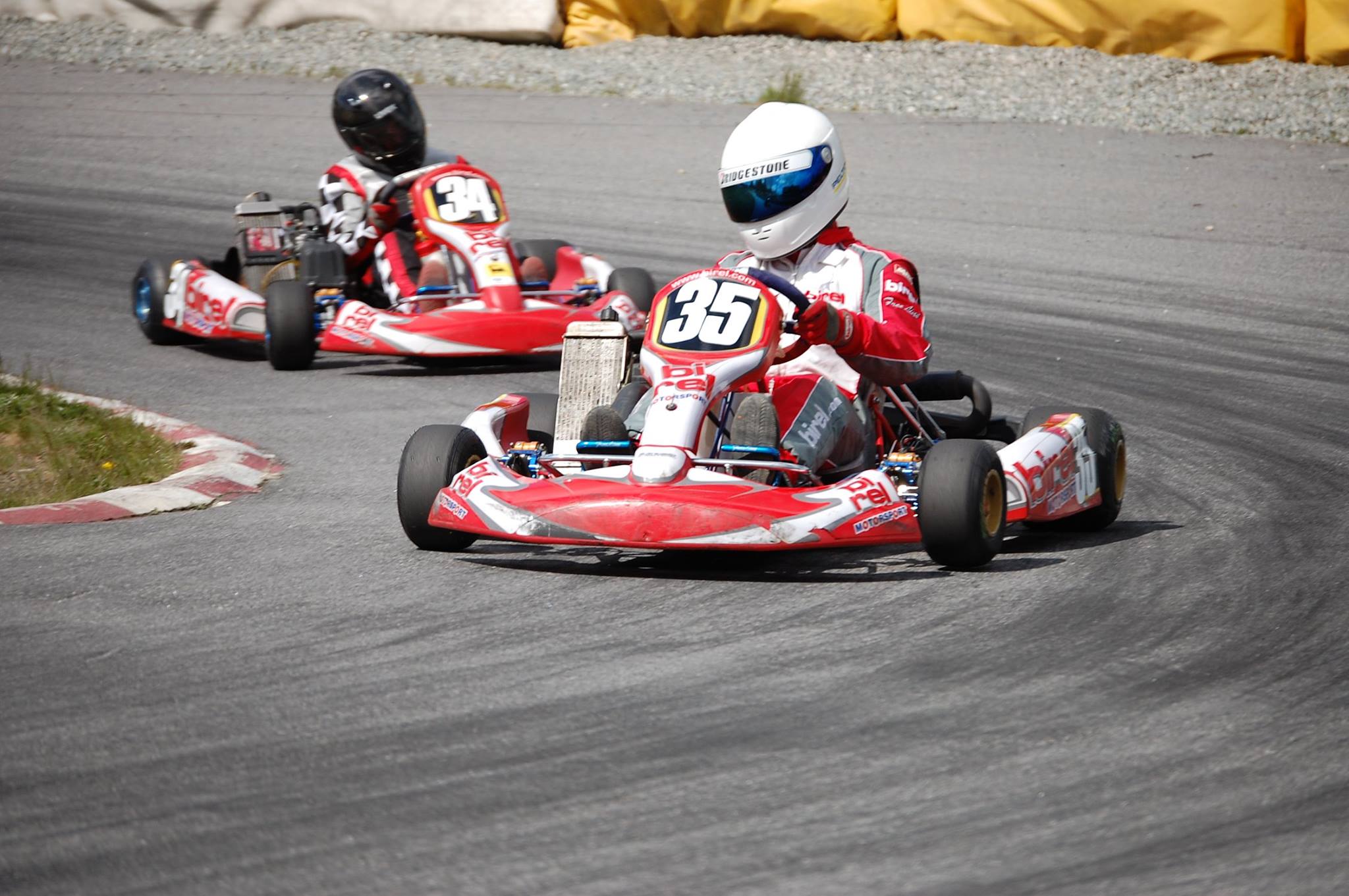 GoKart-kjøring er bare en av mange aktiviteter i Adrenalinparken!