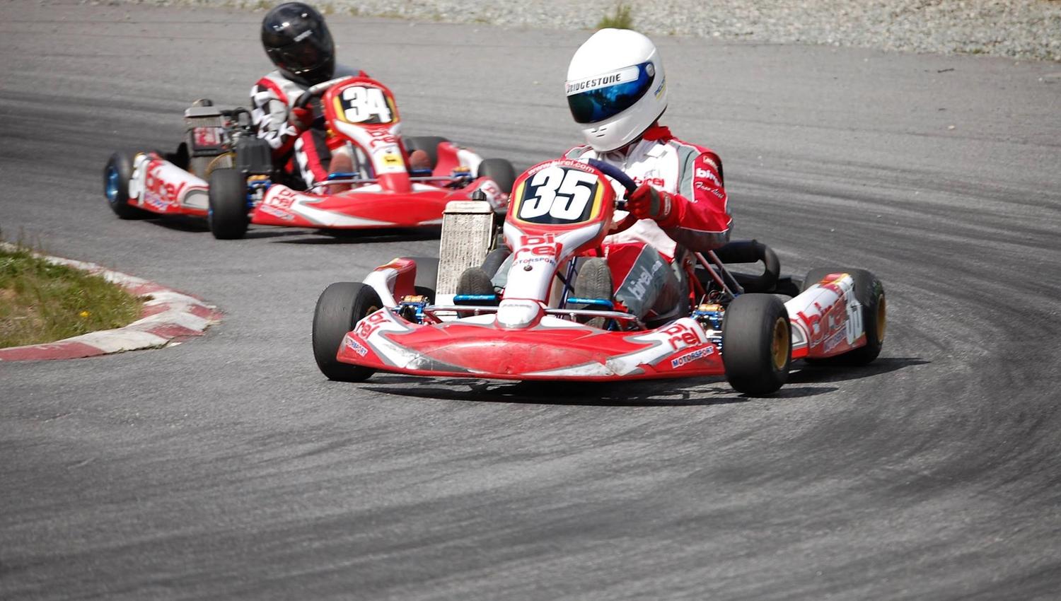 GoKart-kjøring er bare en av mange aktiviteter i Adrenalinparken!