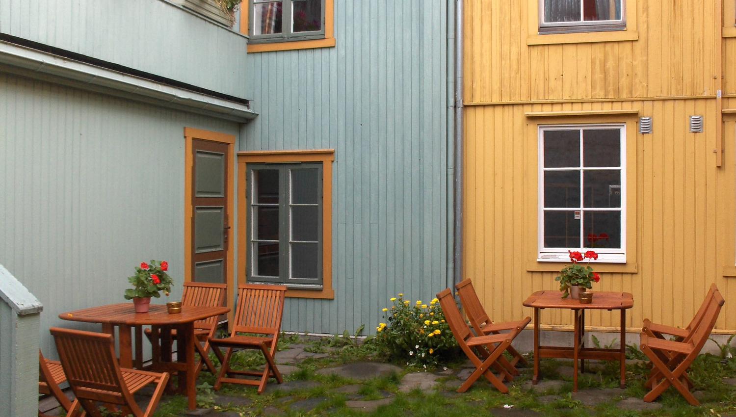 fra bakgården 1