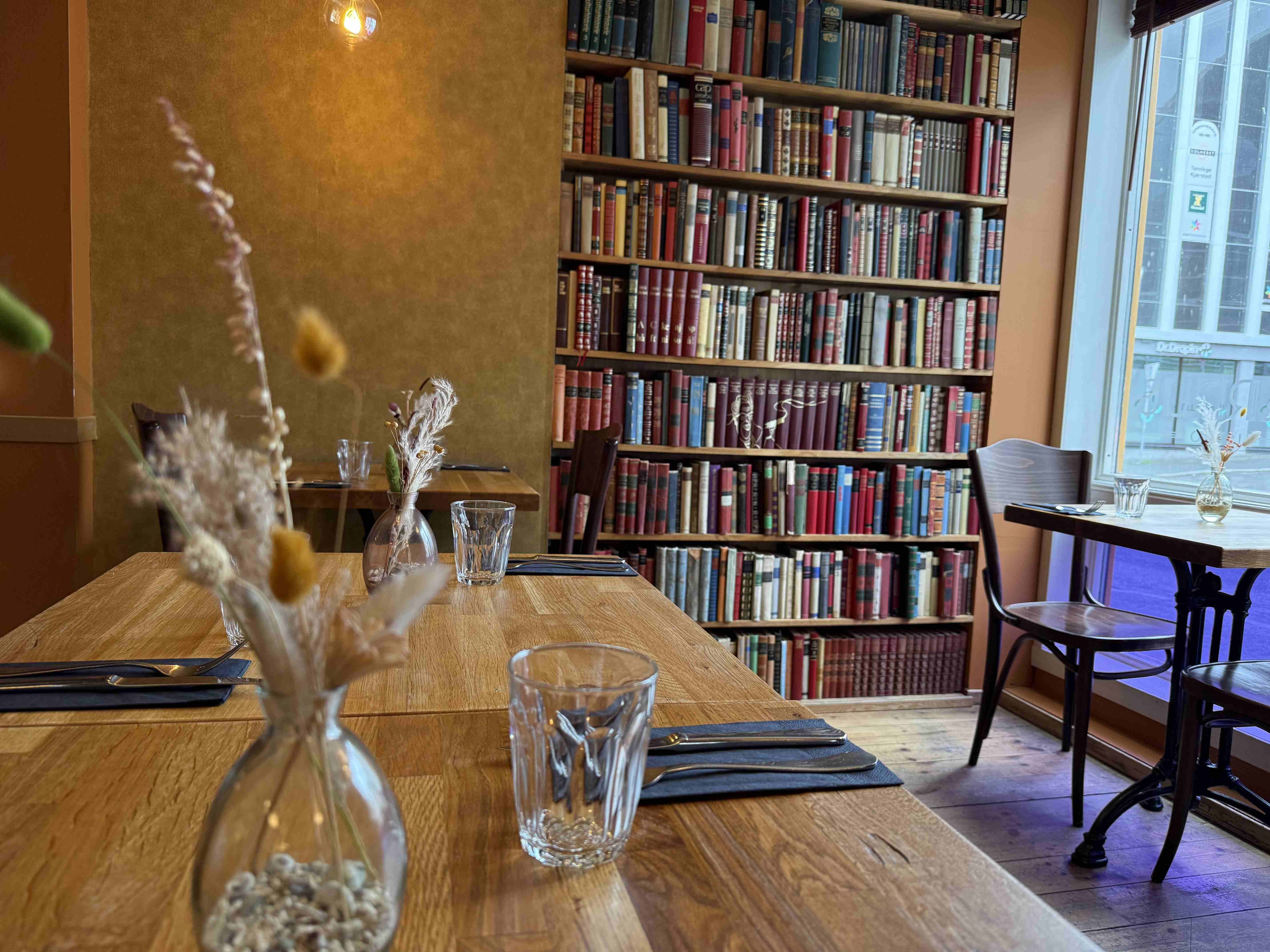 Tables at Bardus Bistro