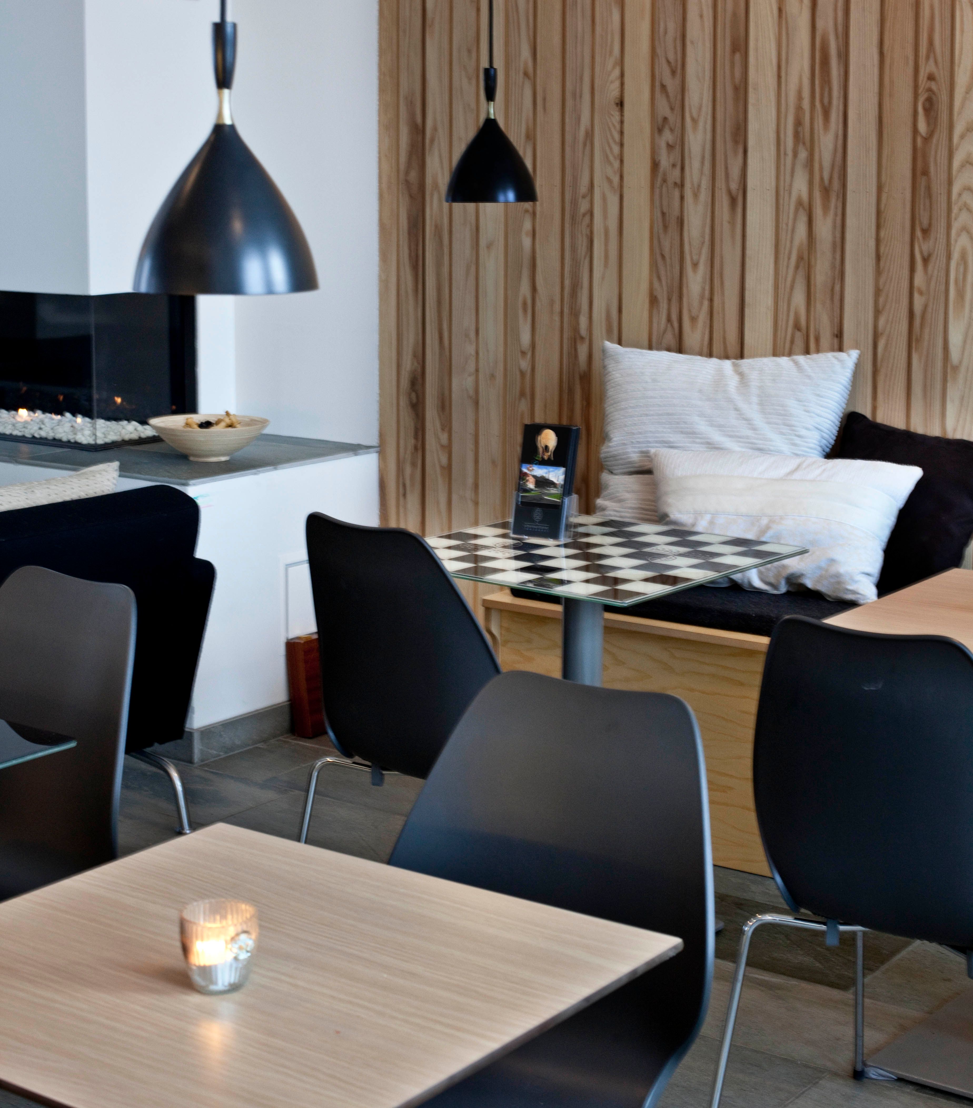 Furnishing at Stasjonen Cafe & Restaurant