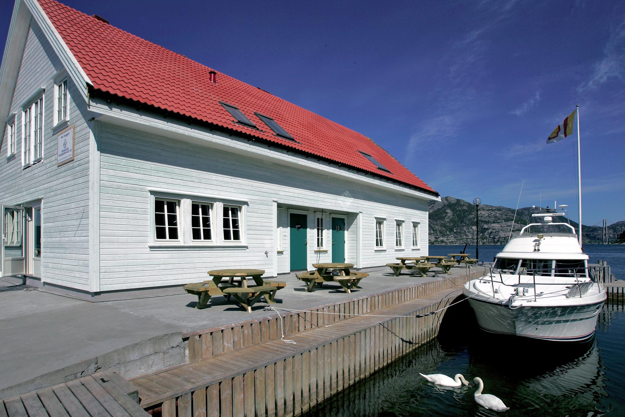 Overnatting hos Lysefjorden Marina ved Lysefjorden