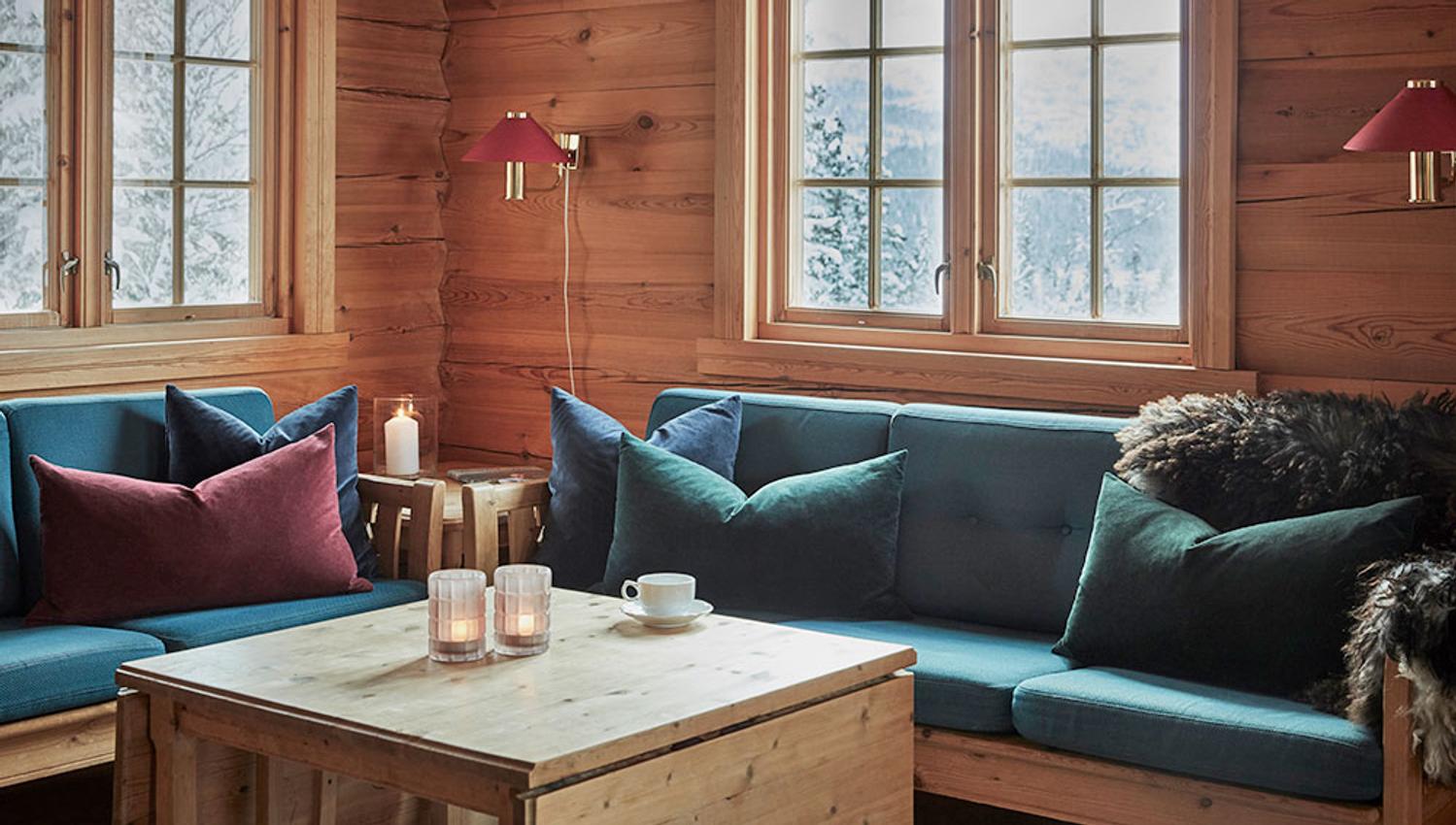 living room with sofa corner in cabin to Gaustablikk Fjellresort