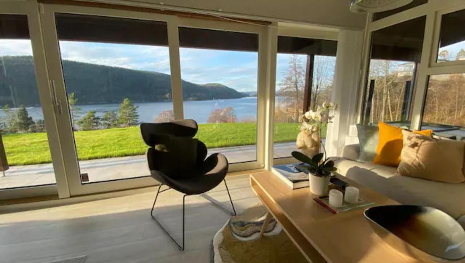 Fjordutsikt Godthullia