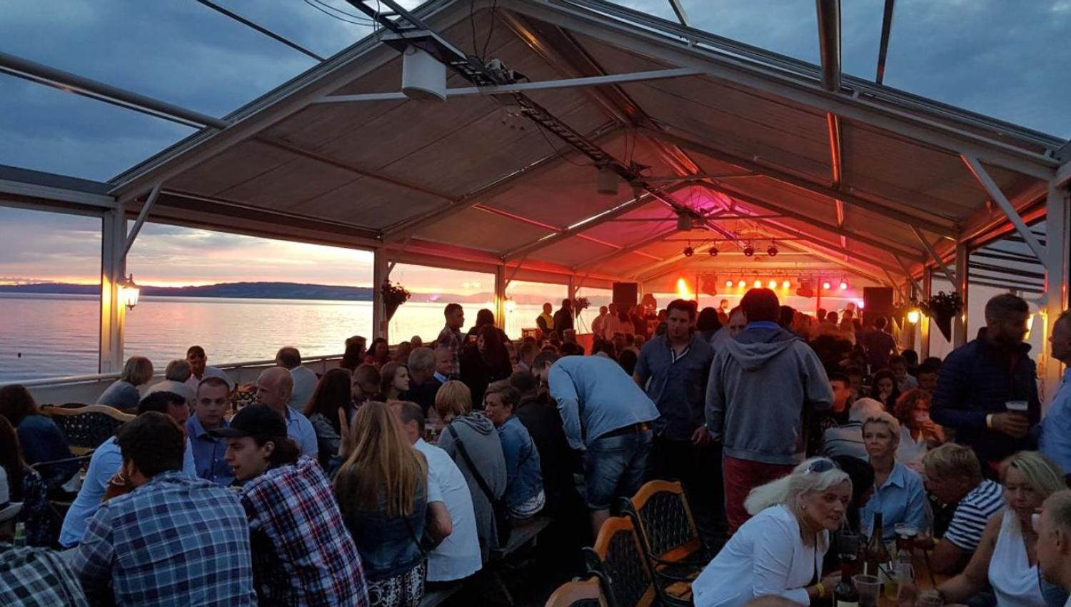 Konsert på Viken II i Evjua Strandpark