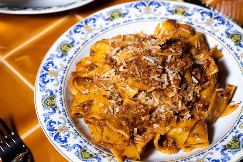 Pappardelle con Ragù Toscano detail