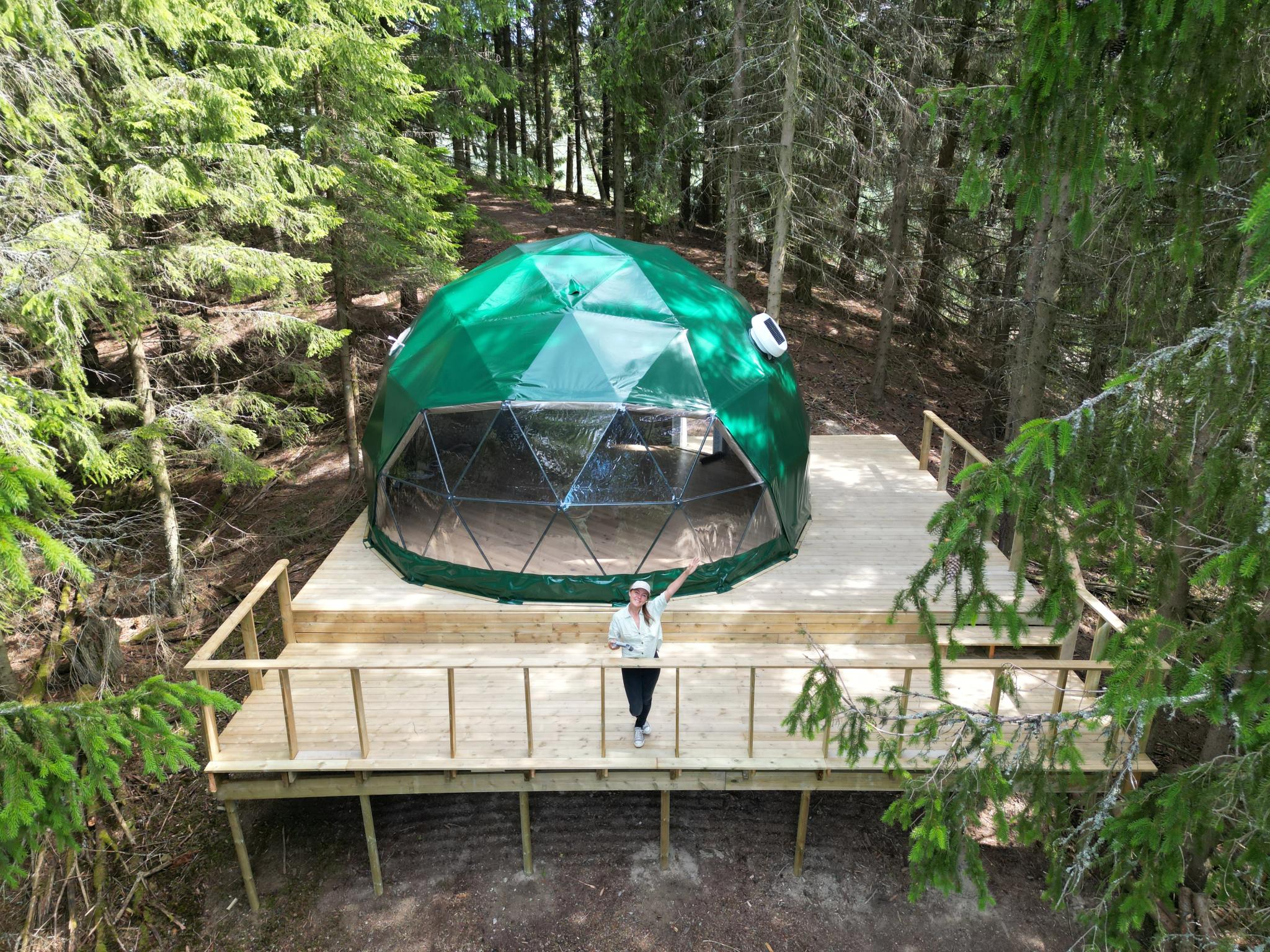 WonderInn Riverside Nest and Pano