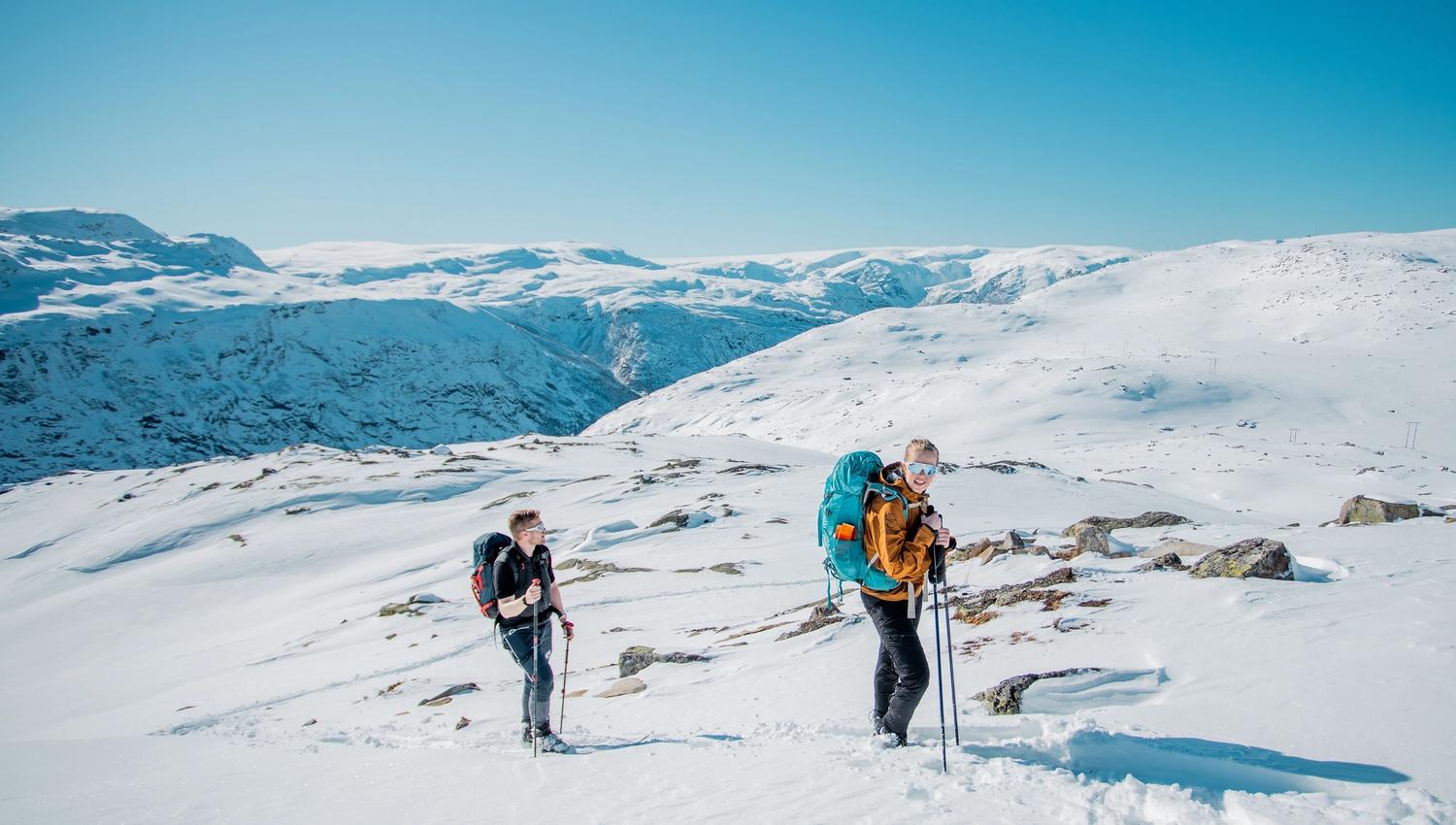 Trolltunga hike winter