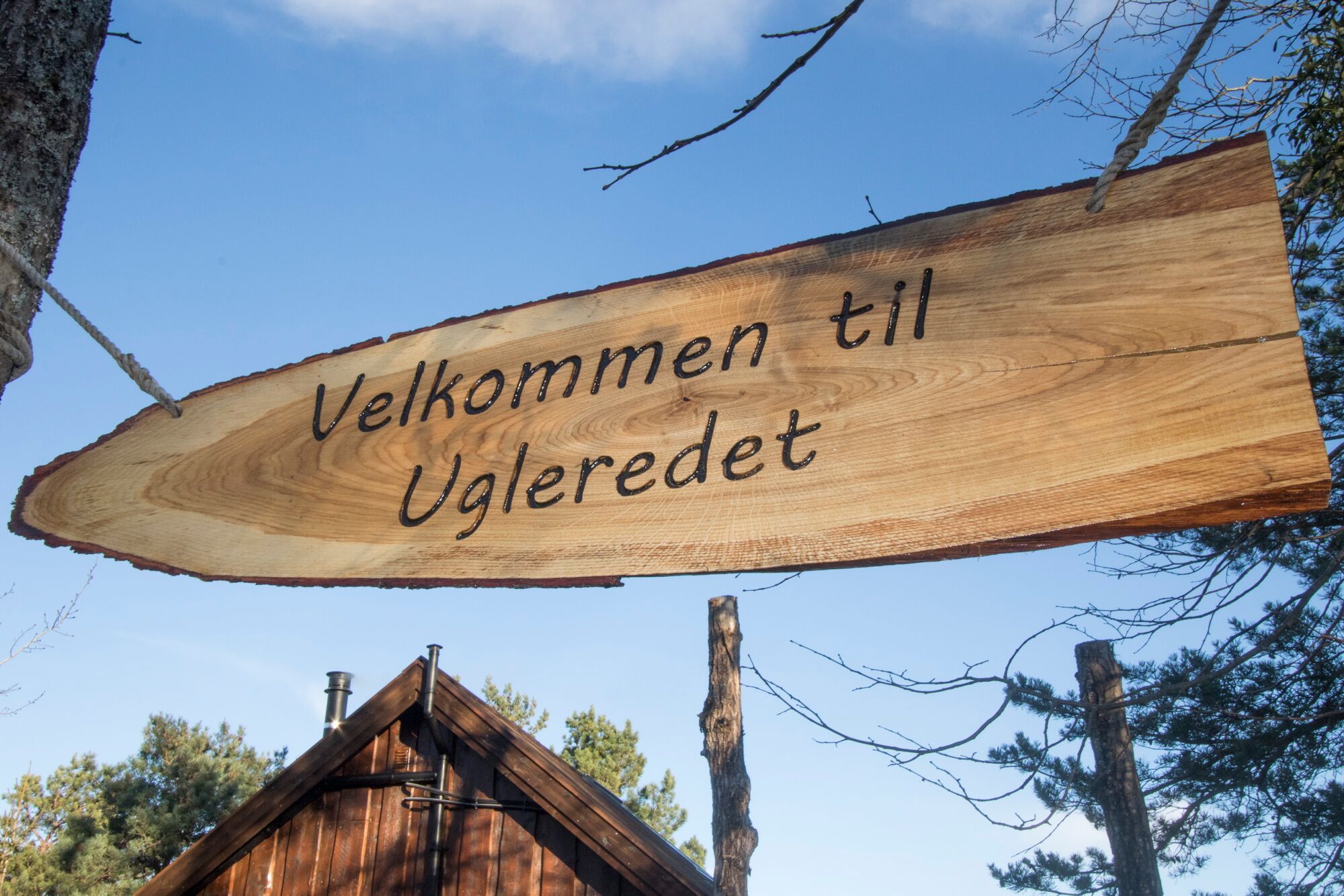 Welcome sign