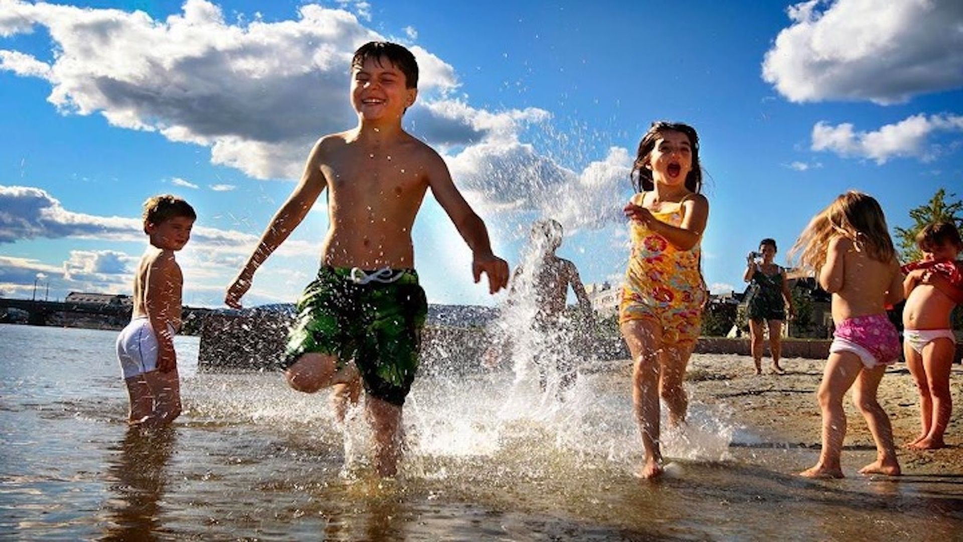 children bathing at Bystranda