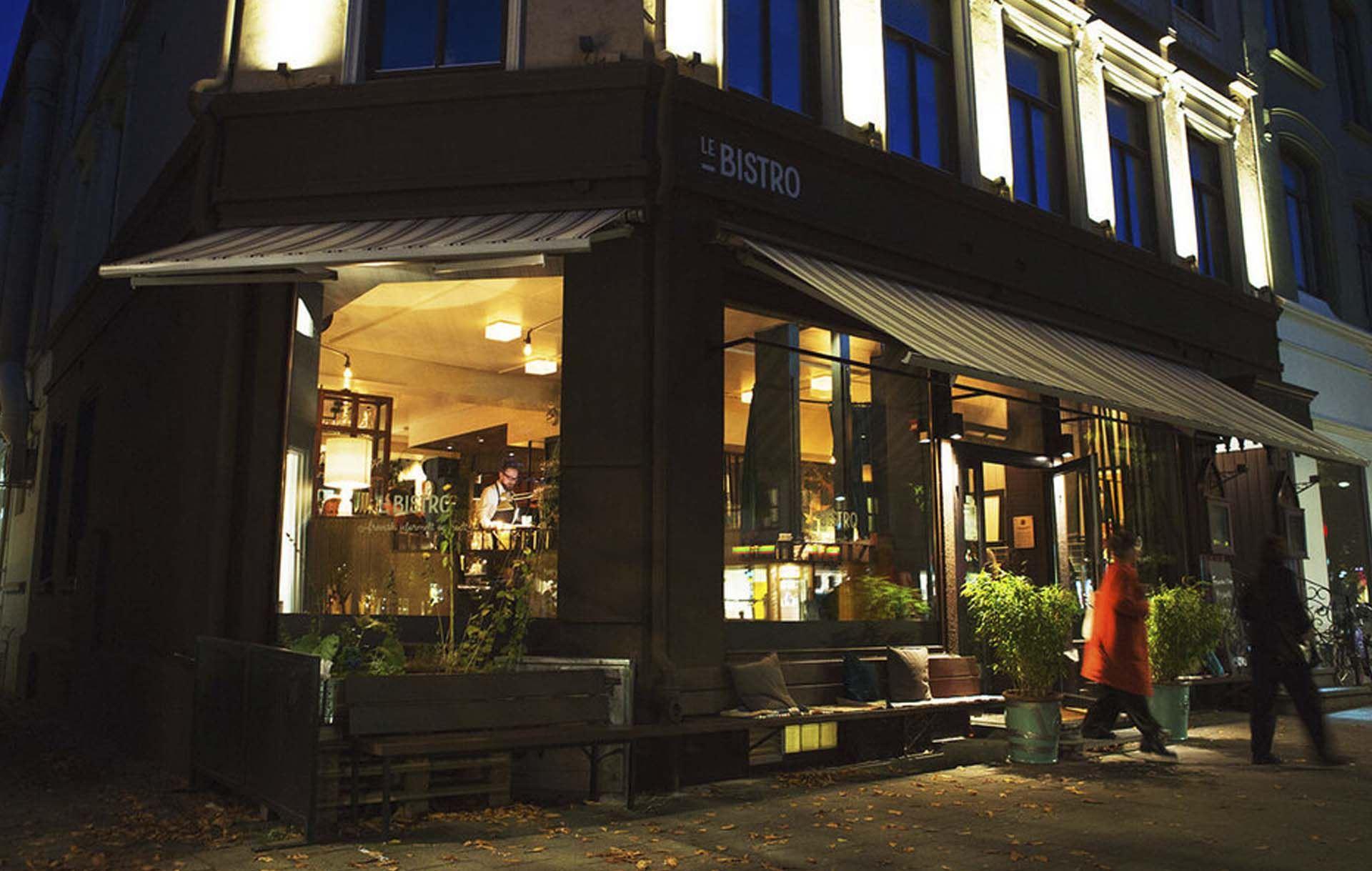 Le Bistro