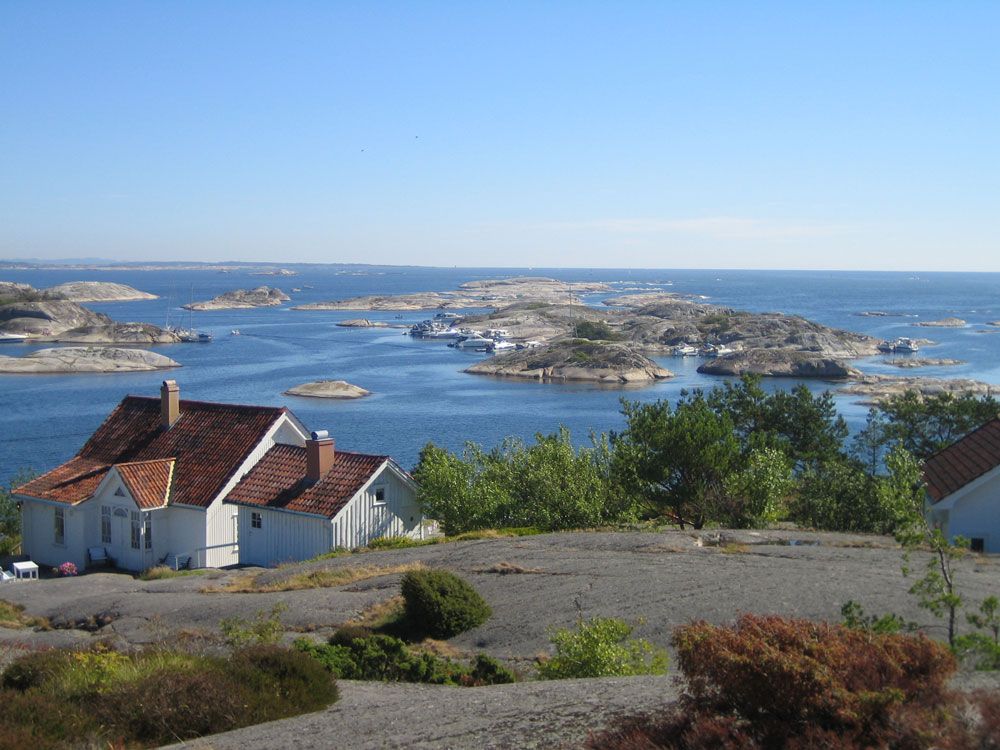 Islands and islets at the outside of Portør