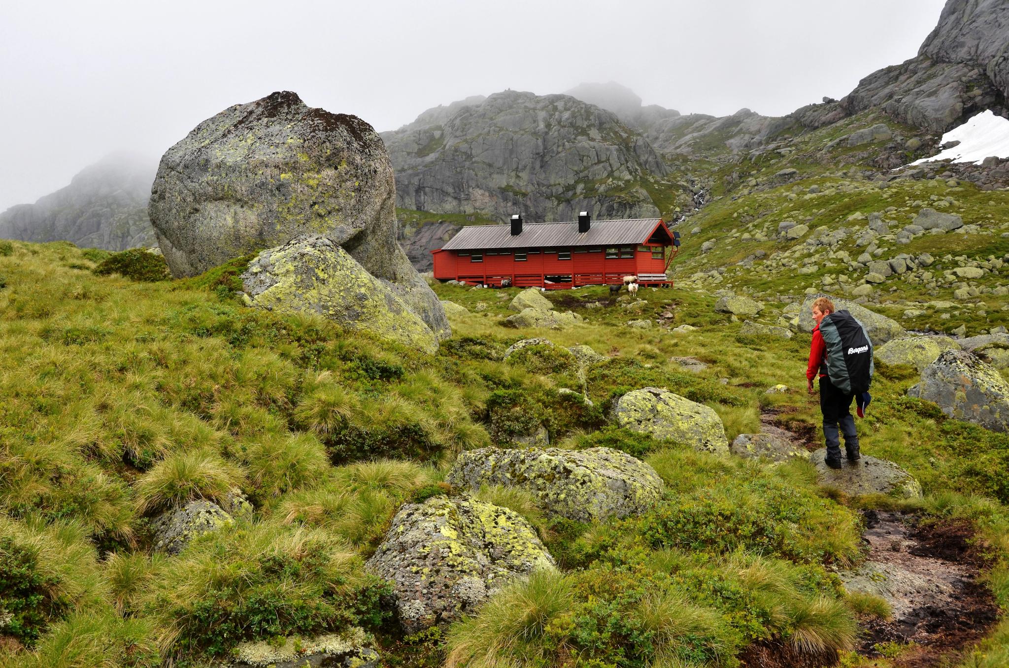 Langavatn Tourist Hut, close to Kjerag