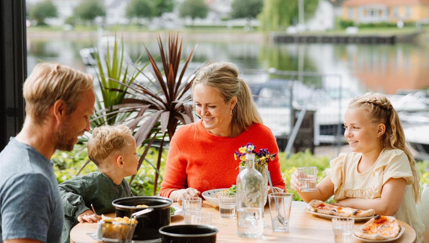 family at Jonas B Gundersen