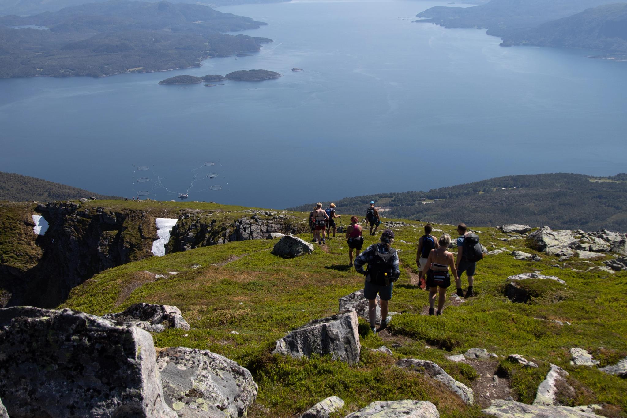 Hike to Jørgenvågsalen and Jurtinden