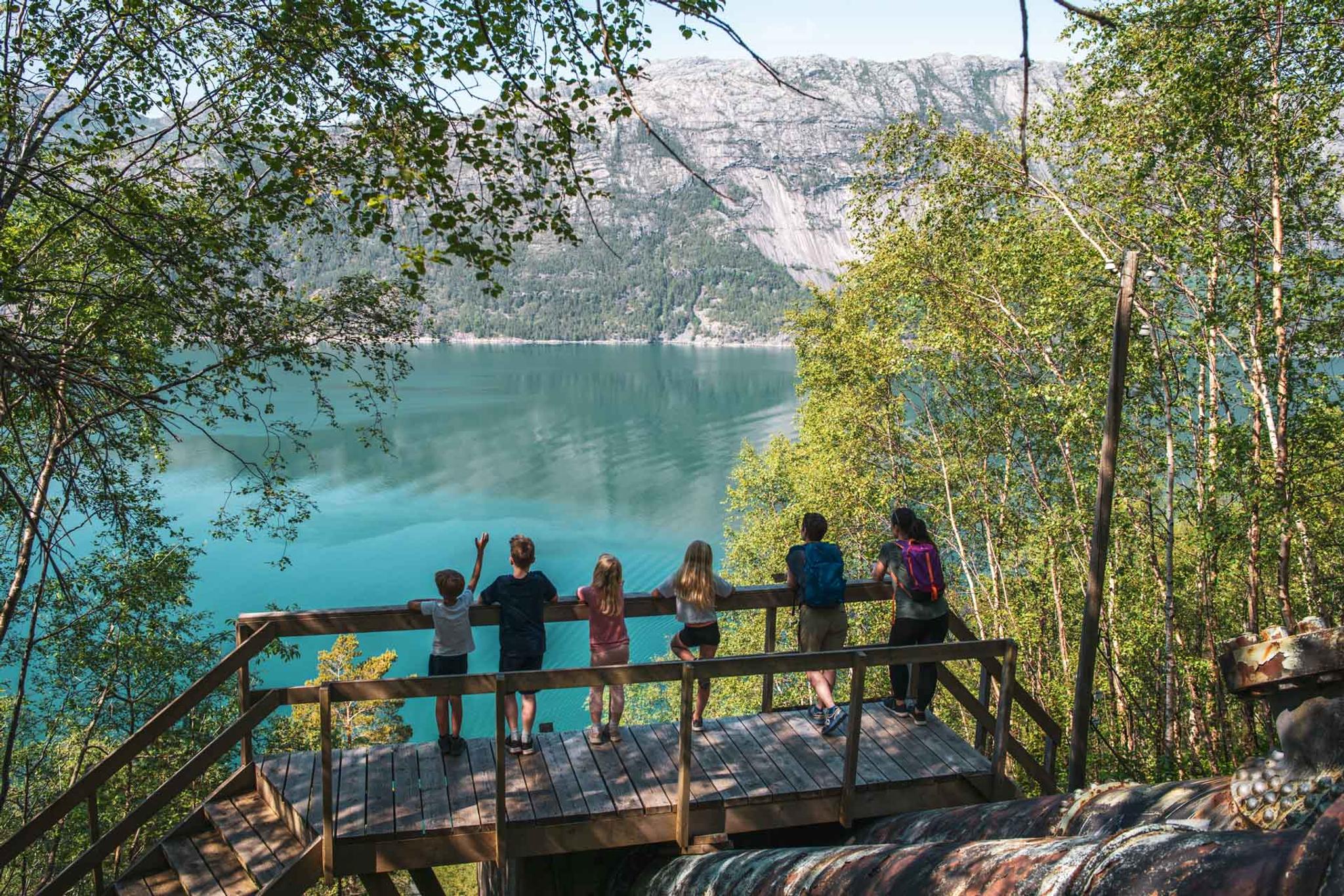 Hike to Flørlitrappene and Rallarstien in the Lysefjord