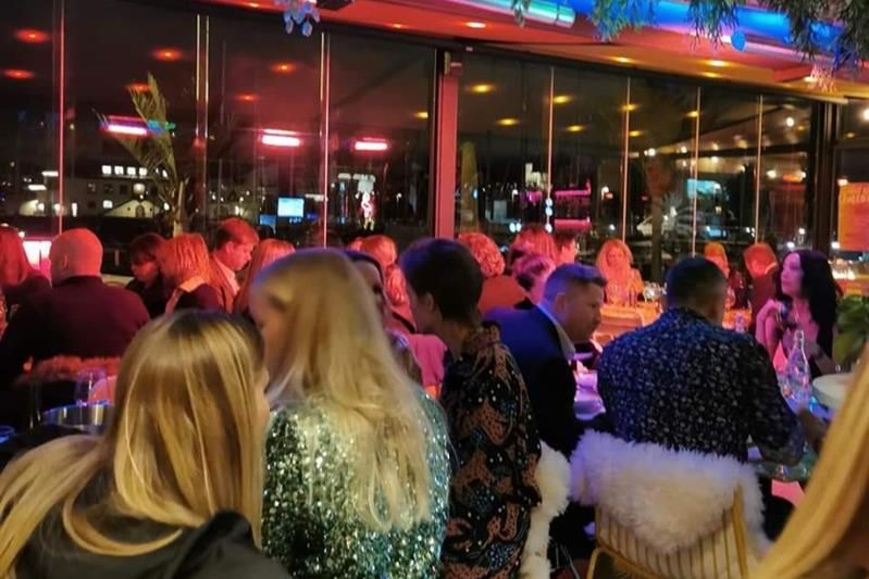 Fully packed restaurant