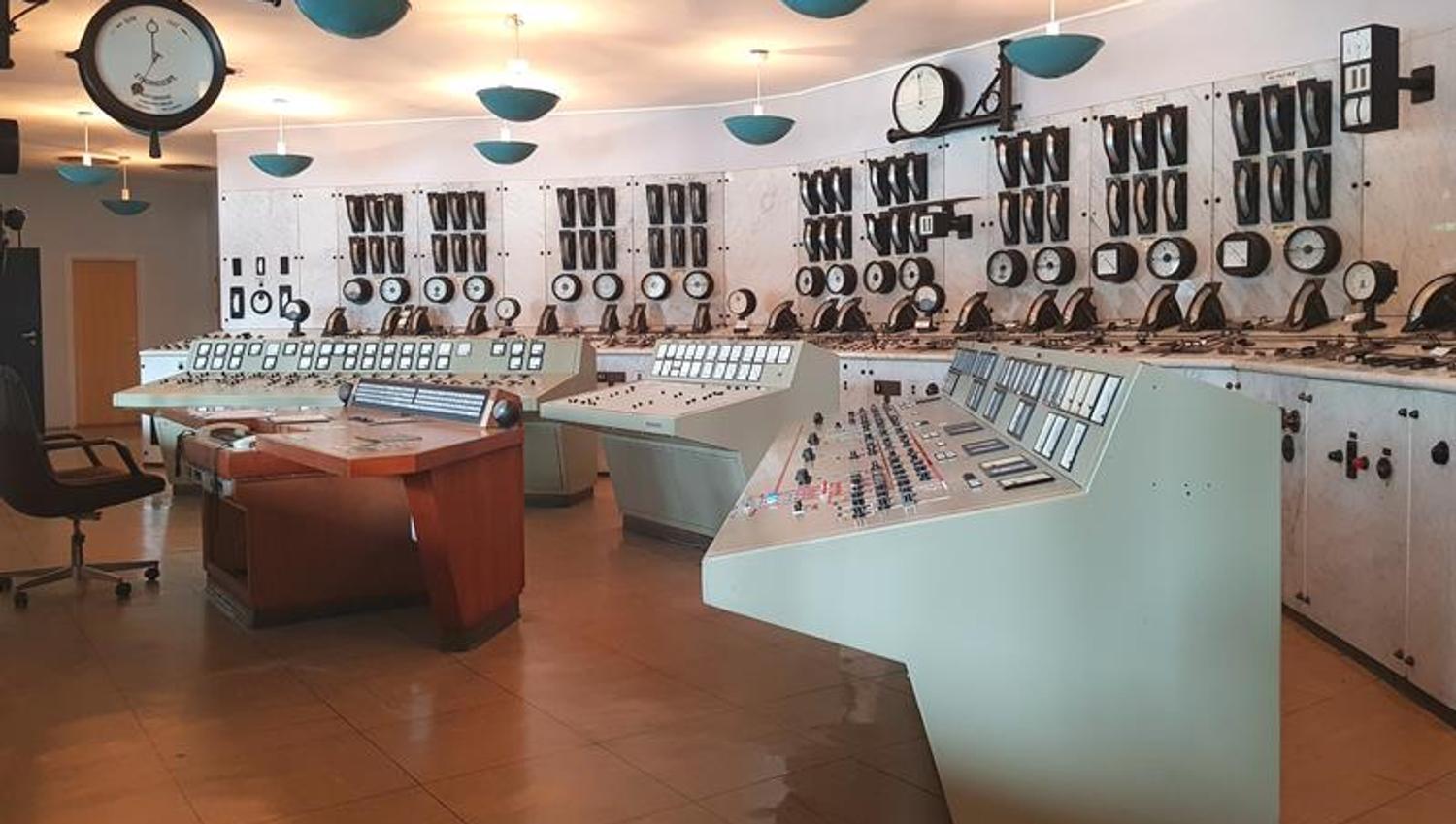 The old control room at the Kraftmuseet with original switches and instruments from the golden age of hydropower.