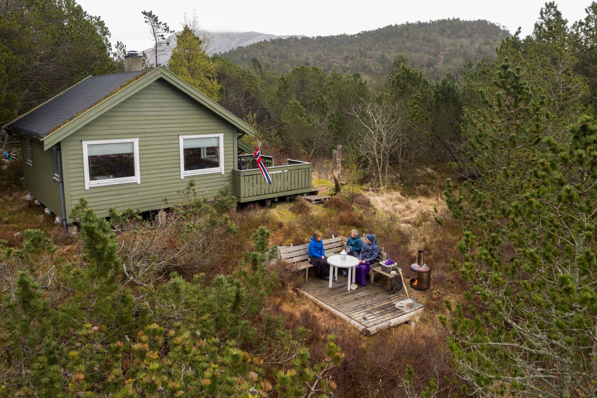 One of the cabins on Risnesøyna