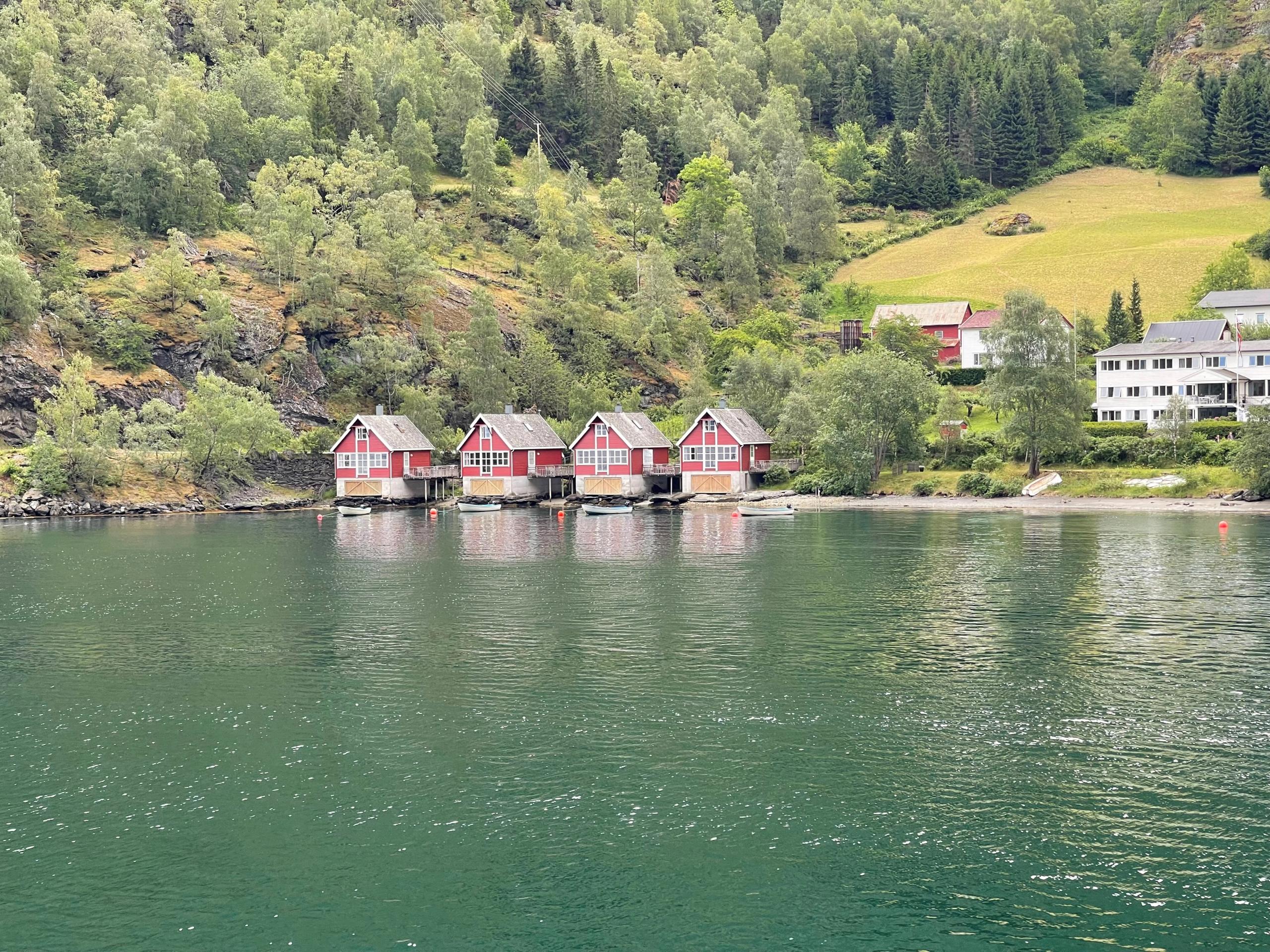 Fretheim Fjordhytter